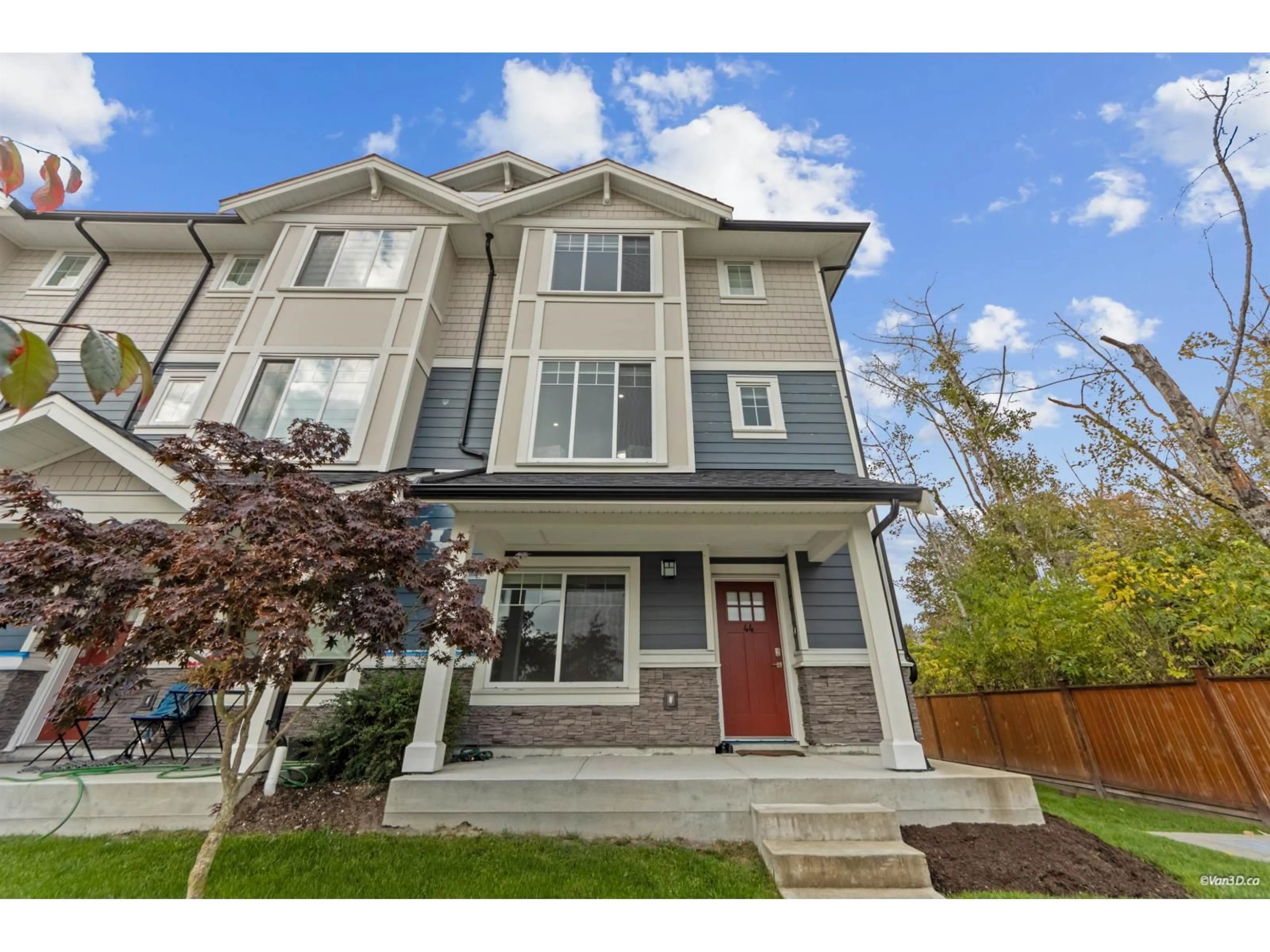 Home with vinyl exterior material, street for 44 - 19501 74 AVENUE, Surrey British Columbia V4N6V7