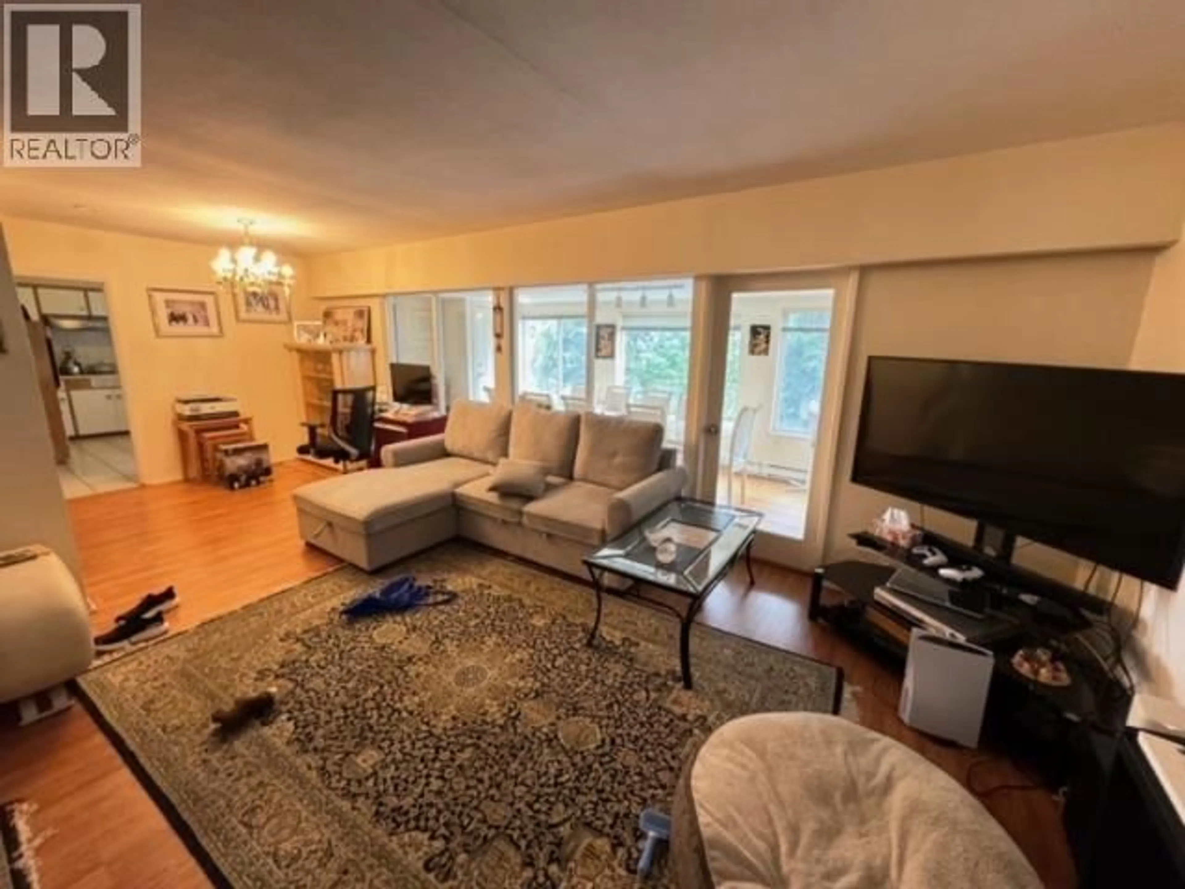 Living room with furniture, floor is not visible for 1490 MATHERS AVENUE, West Vancouver British Columbia V7T2G7