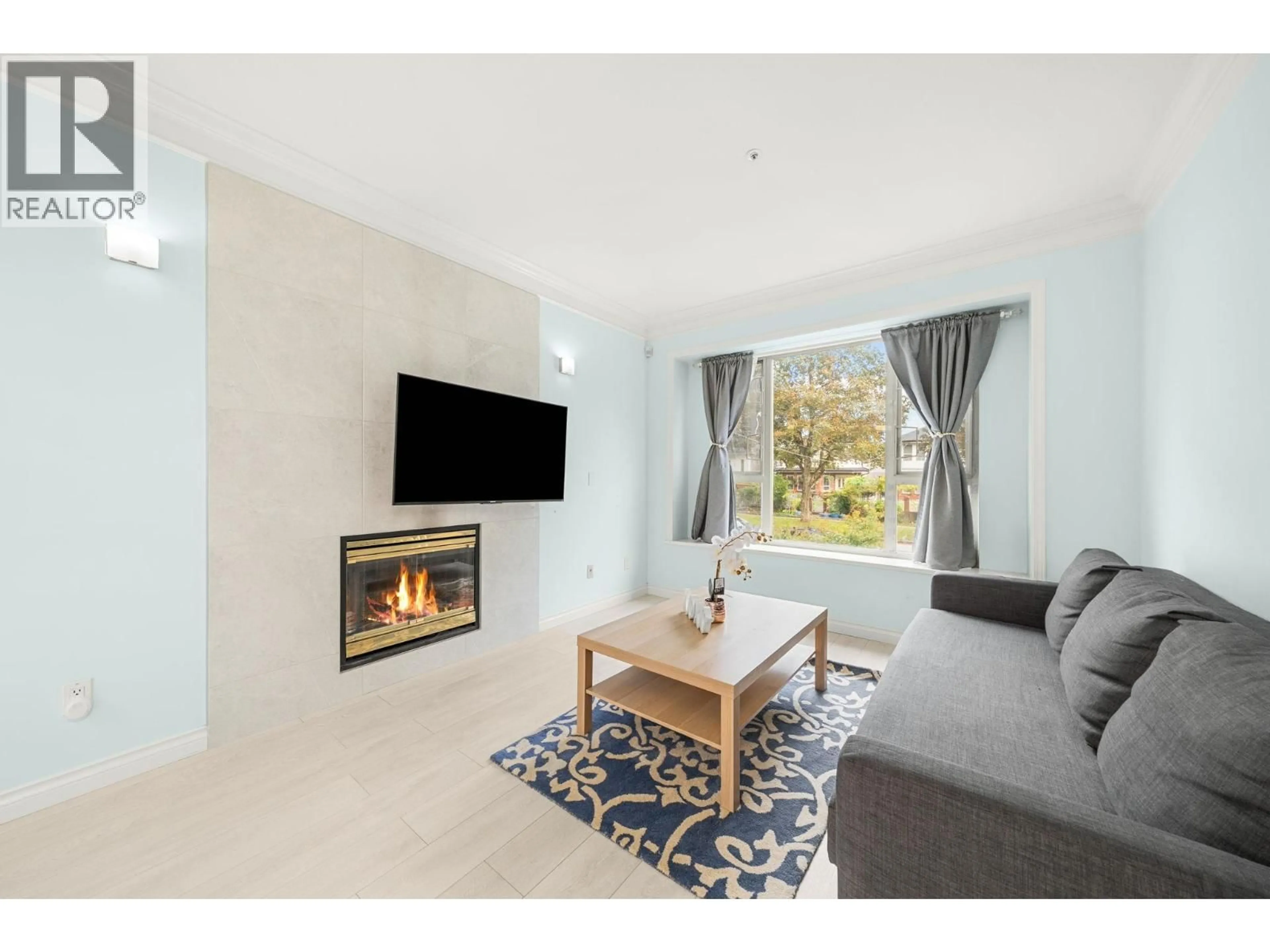 Living room with furniture, unknown for 5657 KERR STREET, Vancouver British Columbia V5R4B5