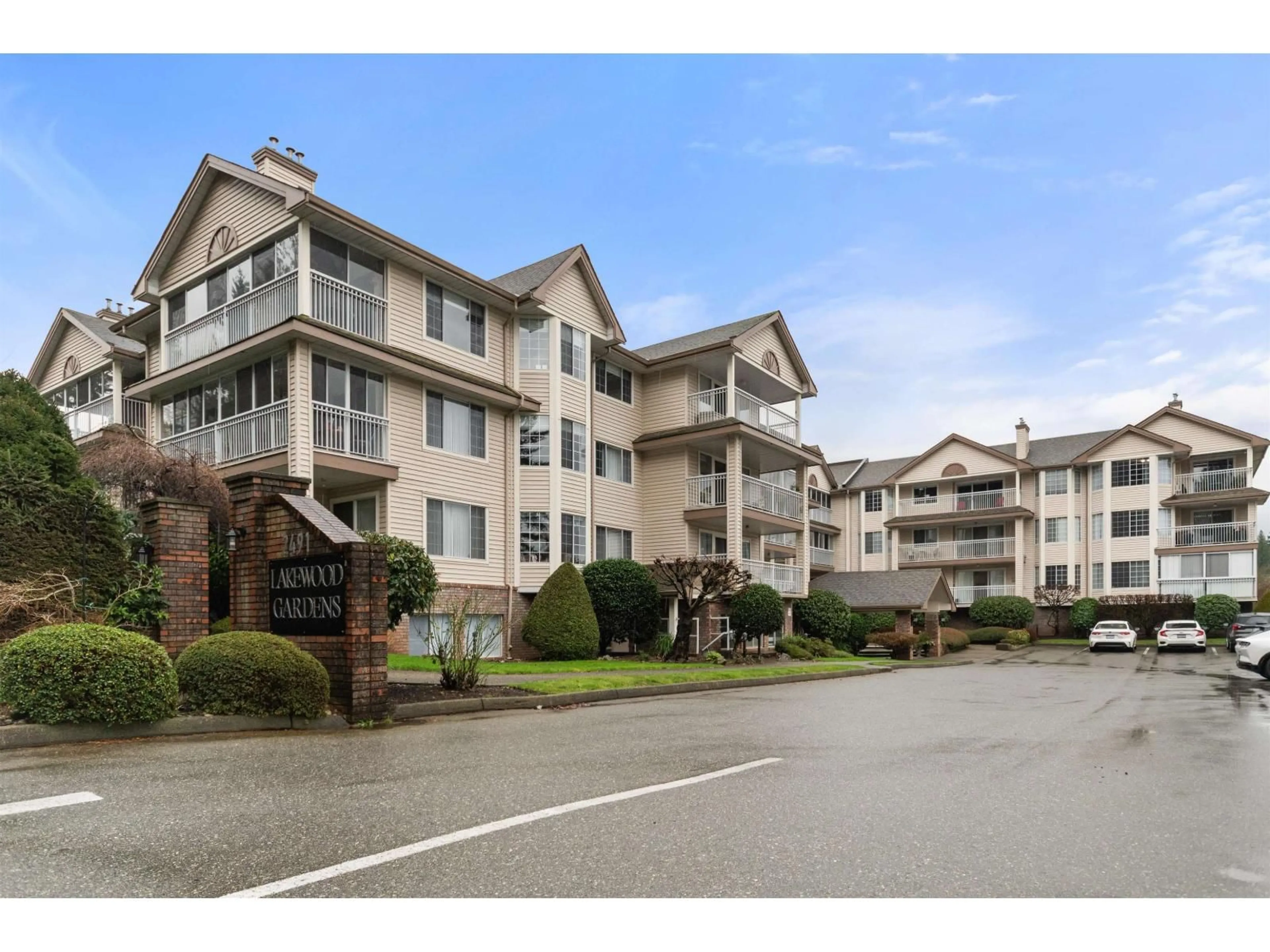 Unknown for 209 - 2491 GLADWIN ROAD, Abbotsford British Columbia V2T3N8