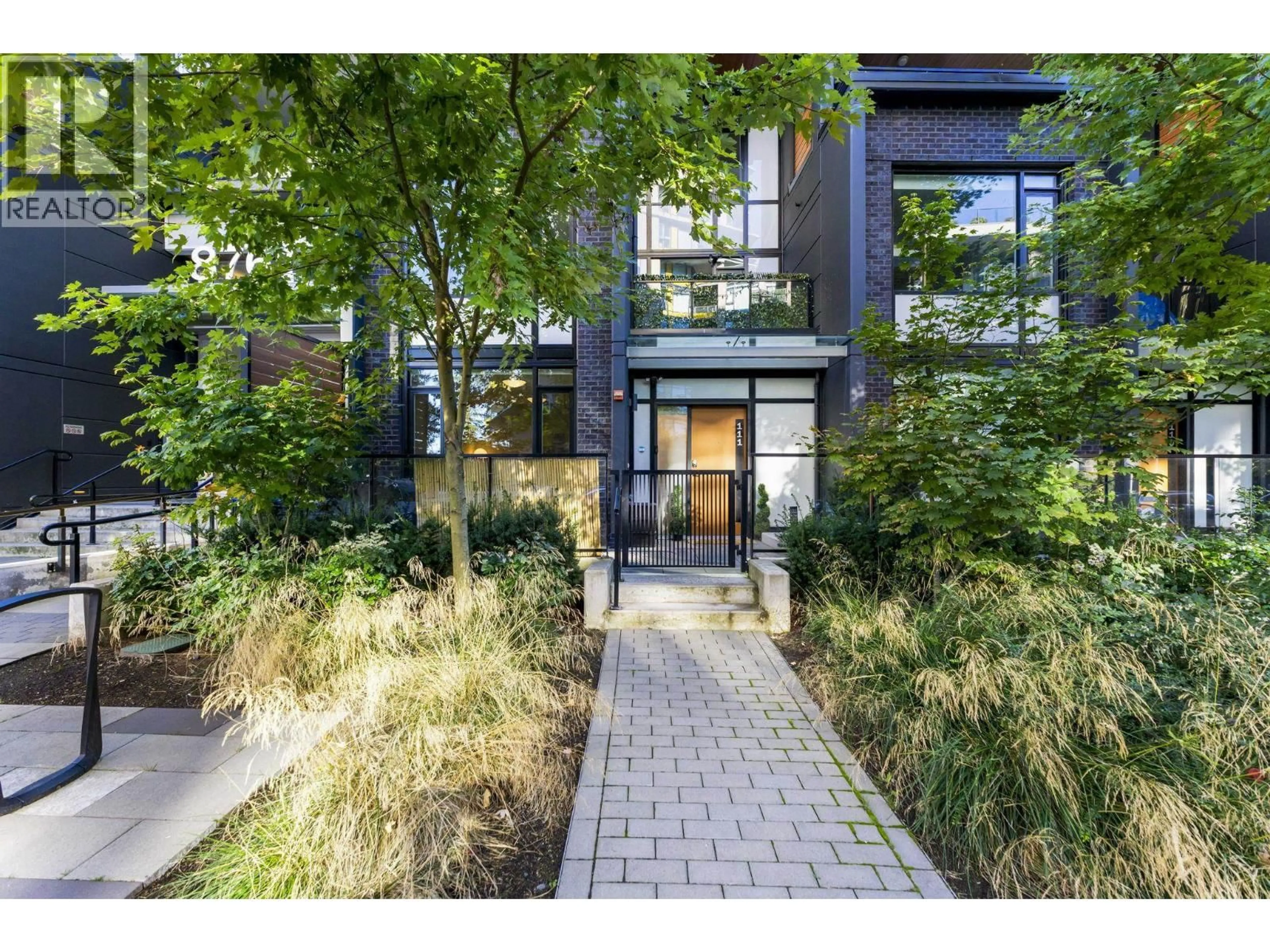 Unknown for 111 - 8761 UNIVERSITY CRESCENT, Burnaby British Columbia V5A4Y8