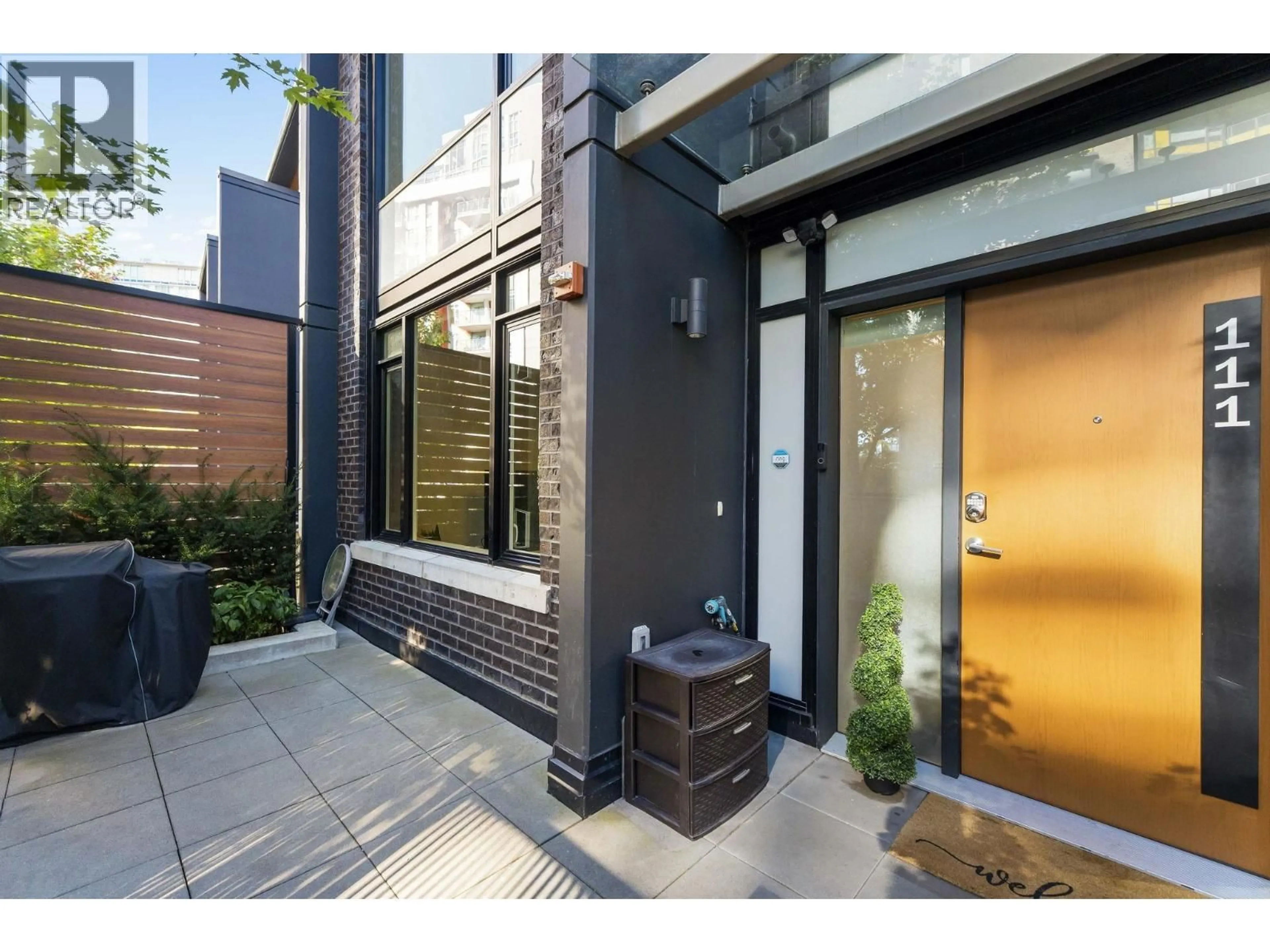 Unknown for 111 - 8761 UNIVERSITY CRESCENT, Burnaby British Columbia V5A4Y8