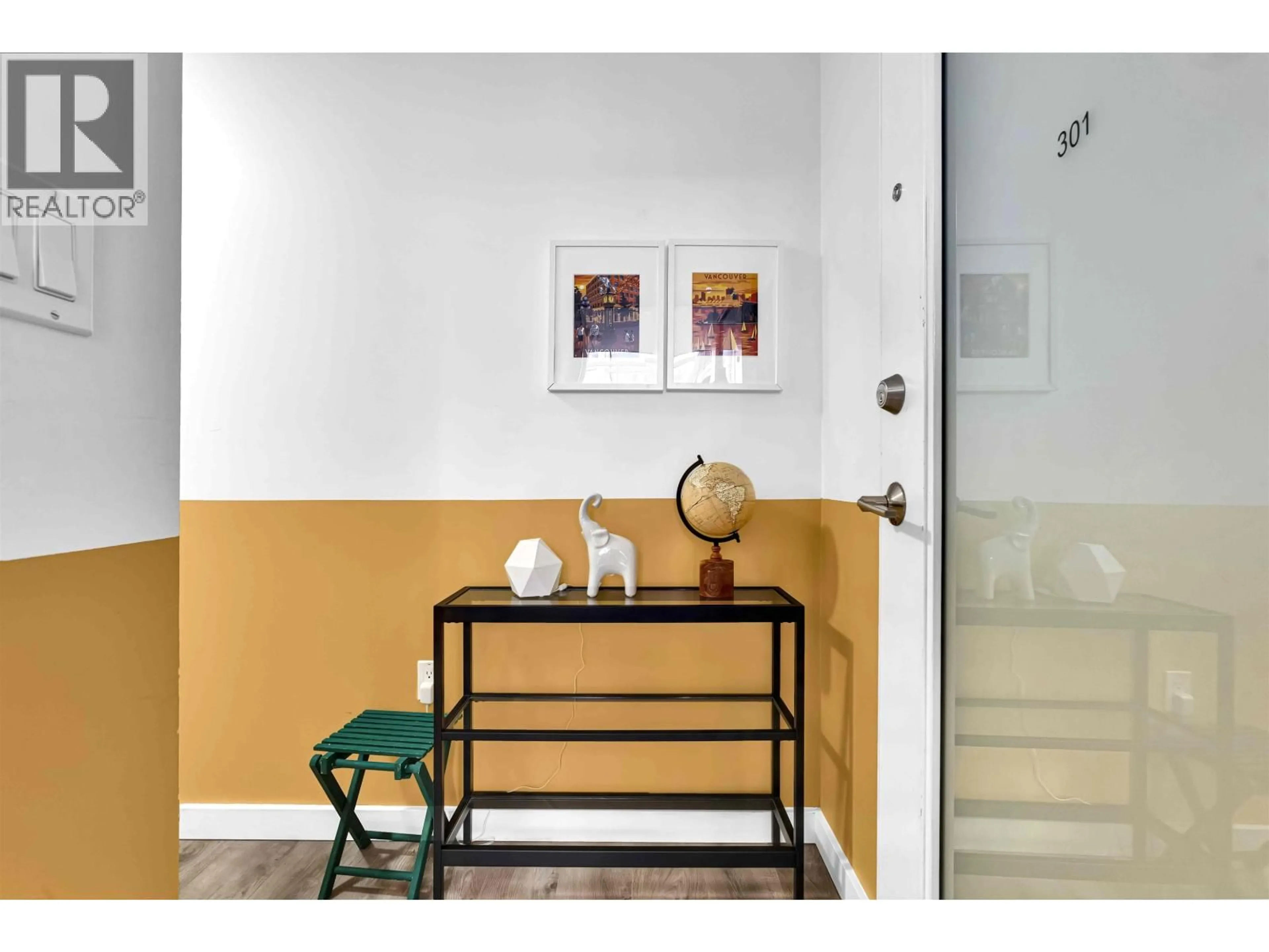 Indoor entryway for 301 - 370 CARRALL STREET, Vancouver British Columbia V6B2J3