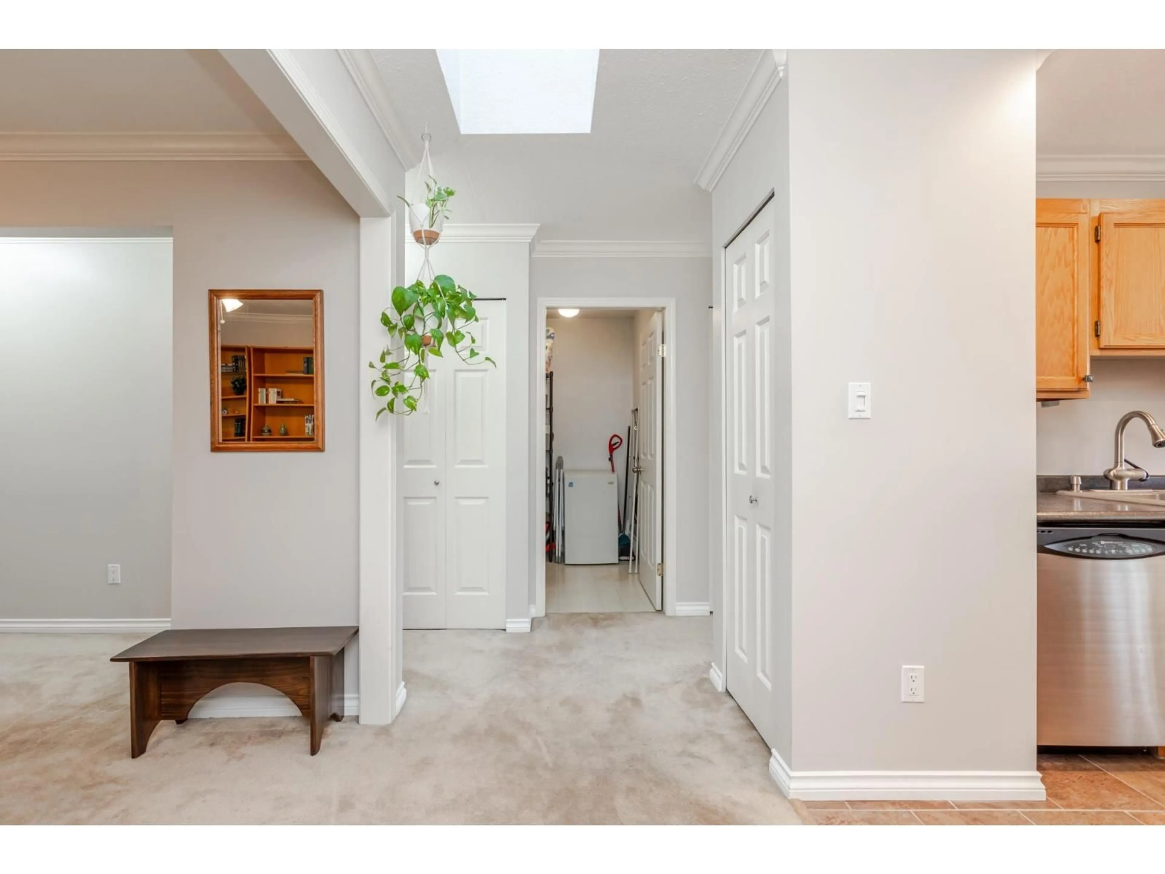 Indoor entryway for 202 - 5641 201 STREET, Langley British Columbia V3A8A4