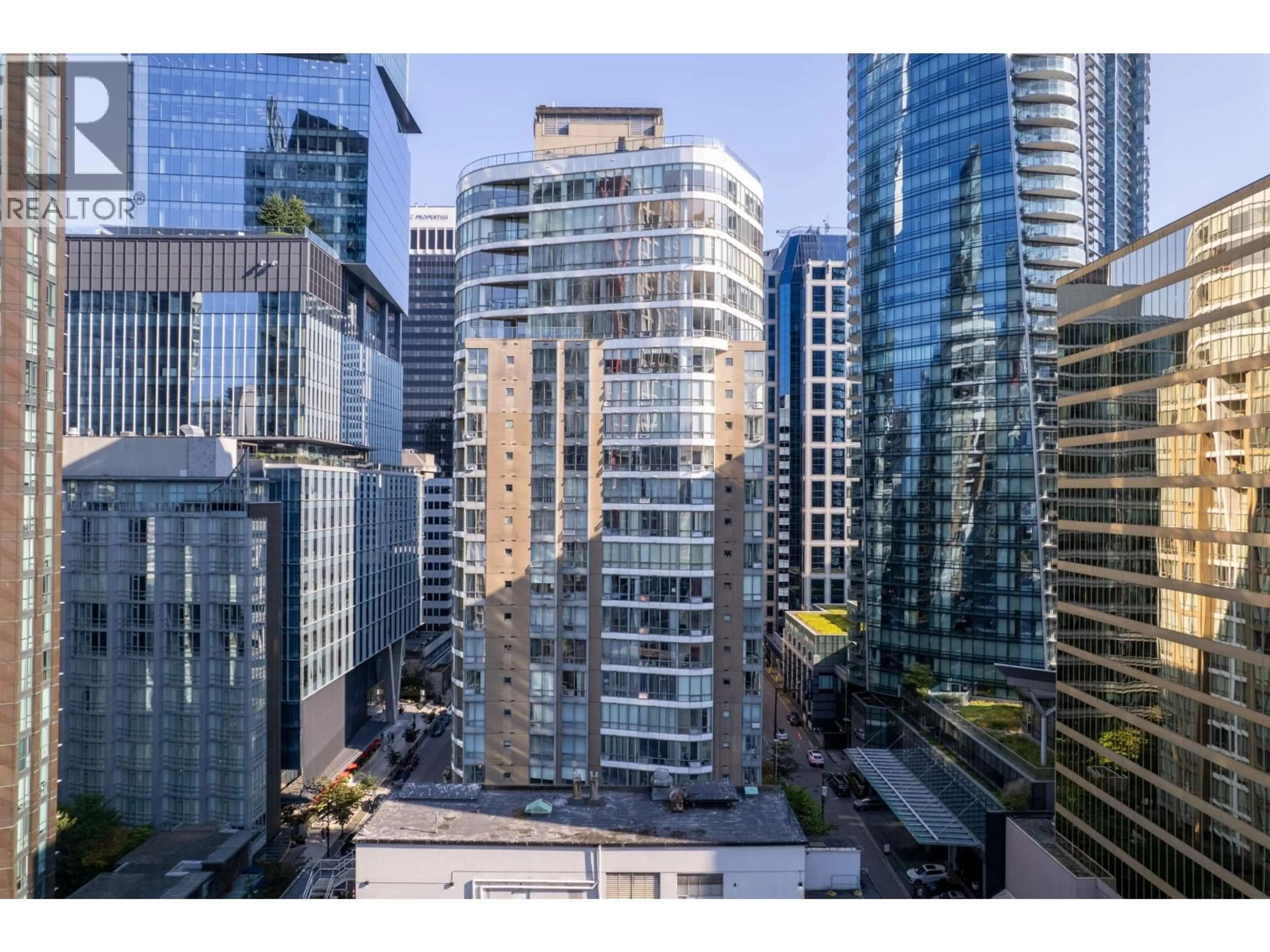 A pic from outside/outdoor area/front of a property/back of a property/a pic from drone, city buildings view from balcony for 2702 - 1166 MELVILLE STREET, Vancouver British Columbia V6E4P6