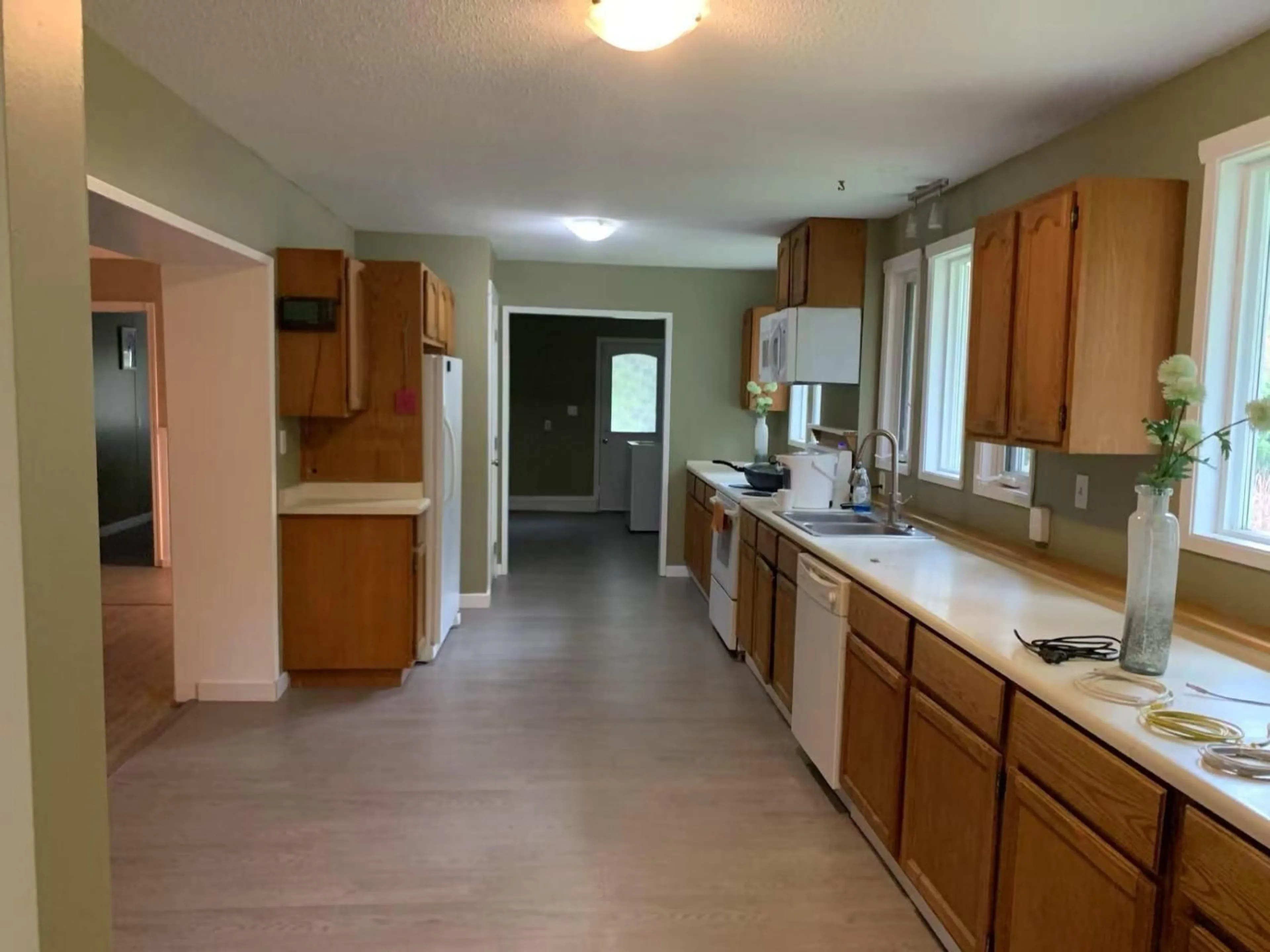 Unknown for 48301 CHILLIWACK LAKE ROAD, Sardis - Chwk River Valley British Columbia V4Z1B8