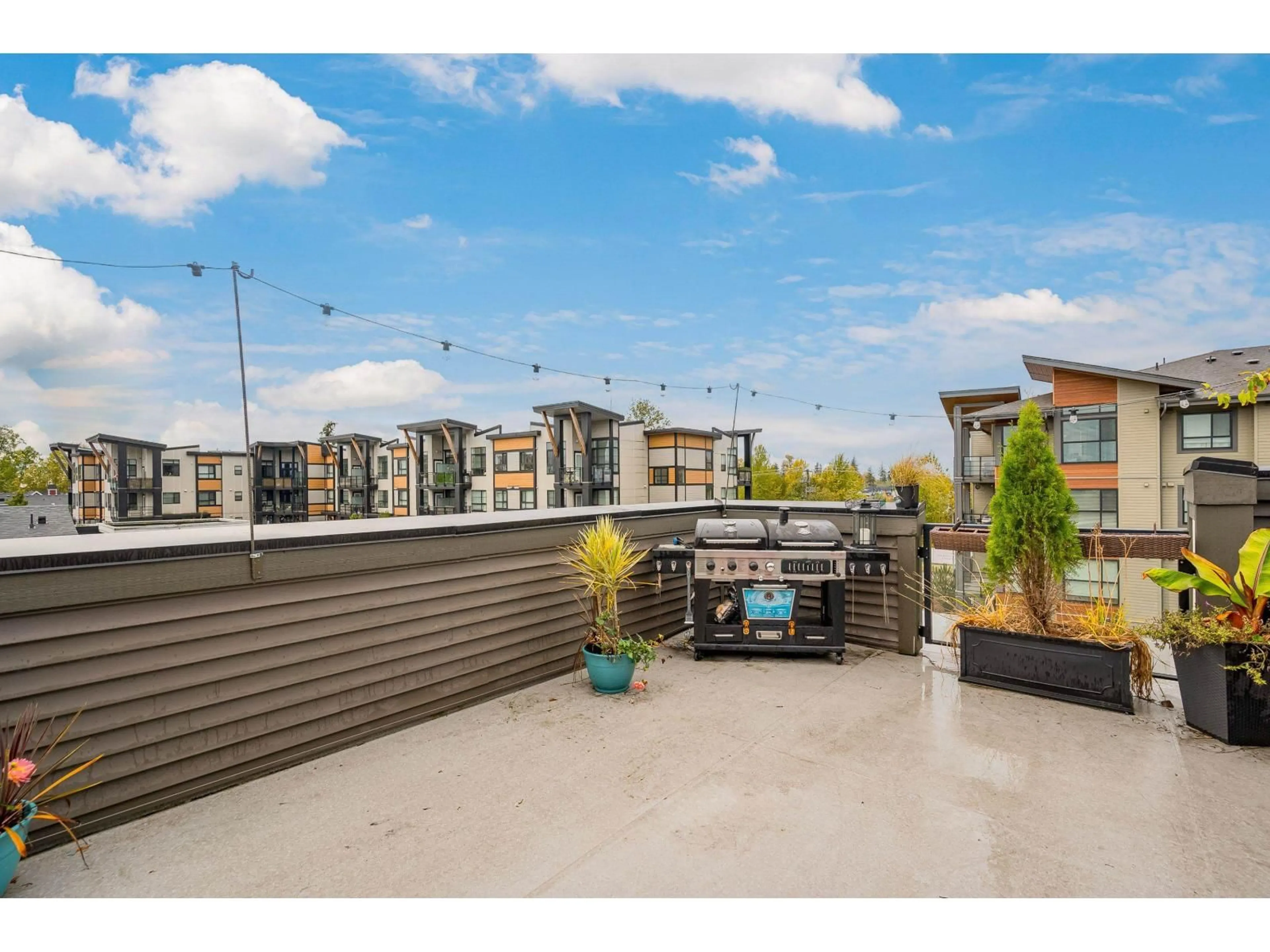 Patio, mountain view for 51 - 7811 209 STREET, Langley British Columbia V2Y0P2