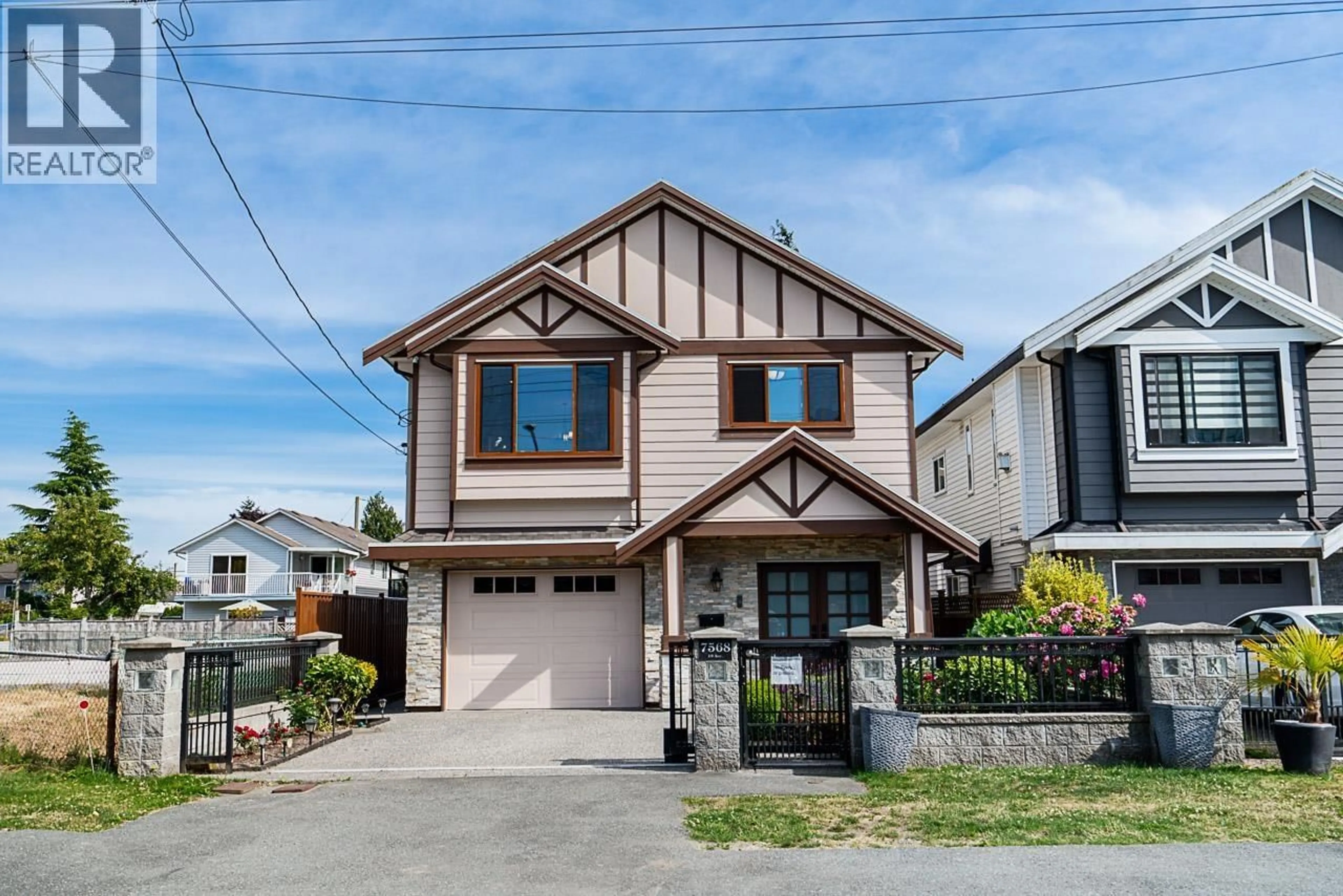 Home with vinyl exterior material, street for 7568 19TH AVENUE, Burnaby British Columbia V3N1E6