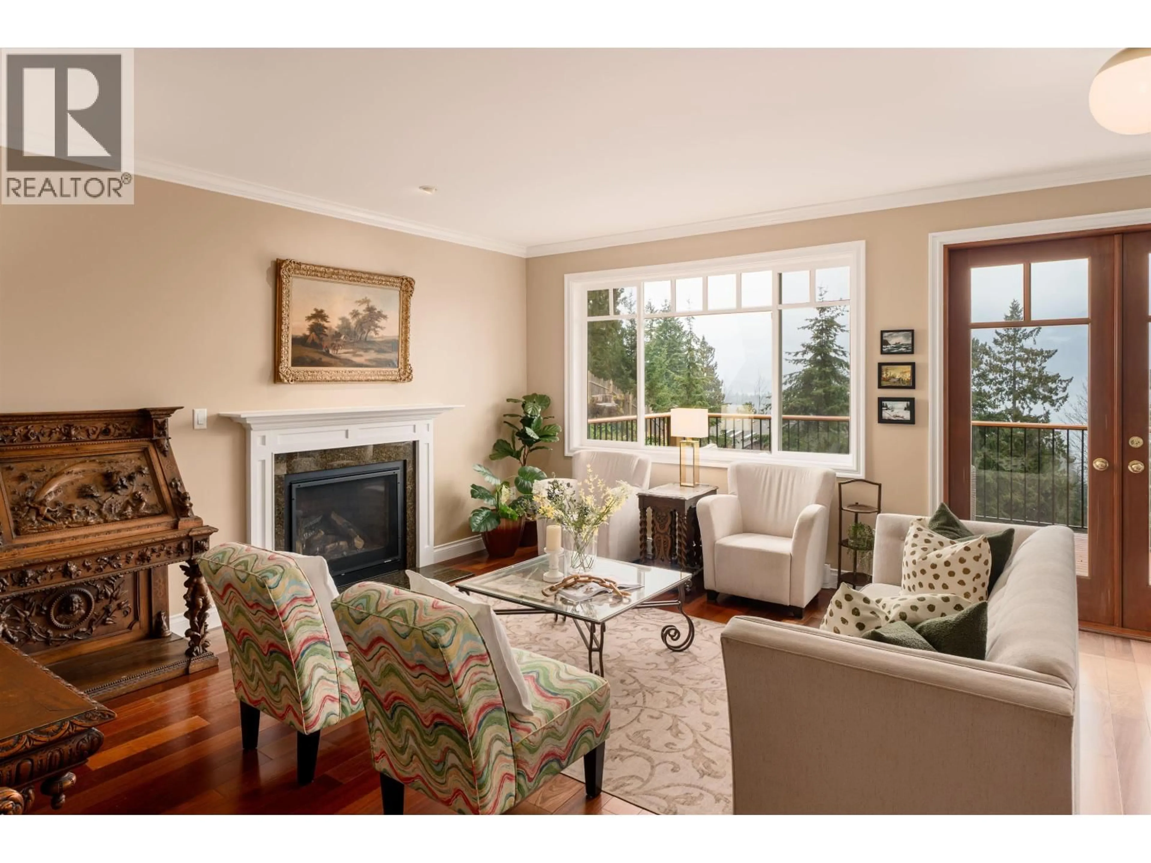 Living room with furniture, unknown for 947 VILLAGE DRIVE, Bowen Island British Columbia V0N1G1