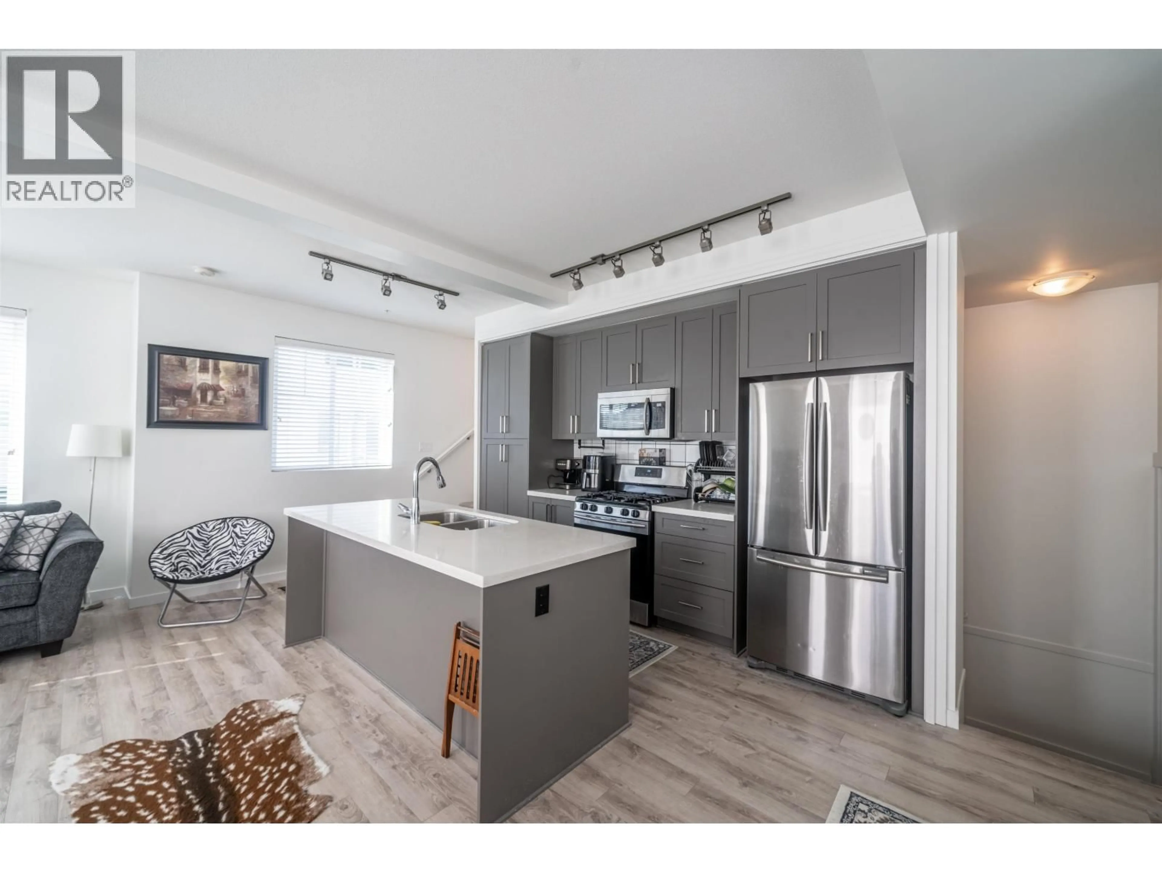 Open concept kitchen, unknown for 37 - 11272 240 STREET, Maple Ridge British Columbia V2W0J8