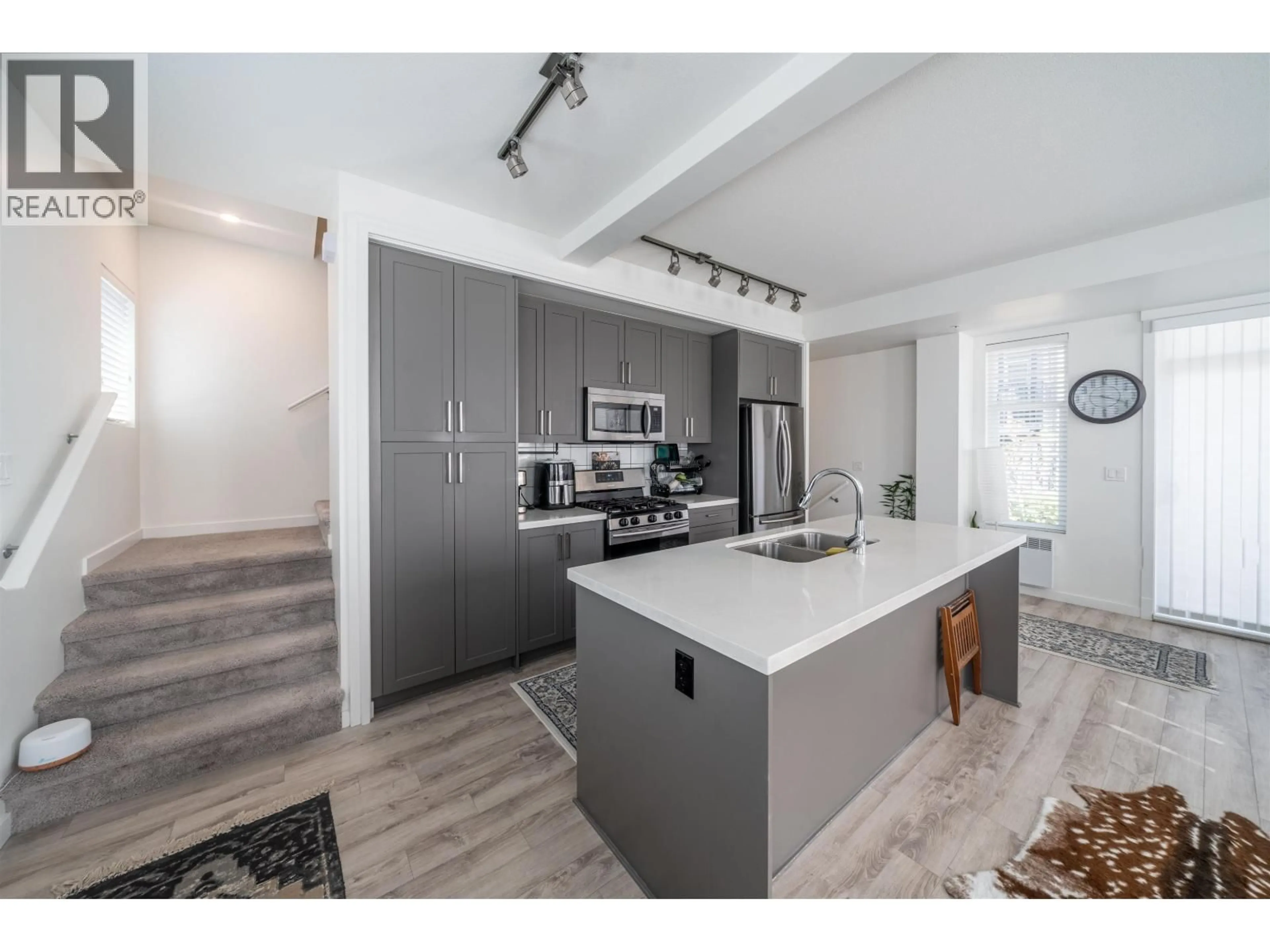 Open concept kitchen, unknown for 37 - 11272 240 STREET, Maple Ridge British Columbia V2W0J8