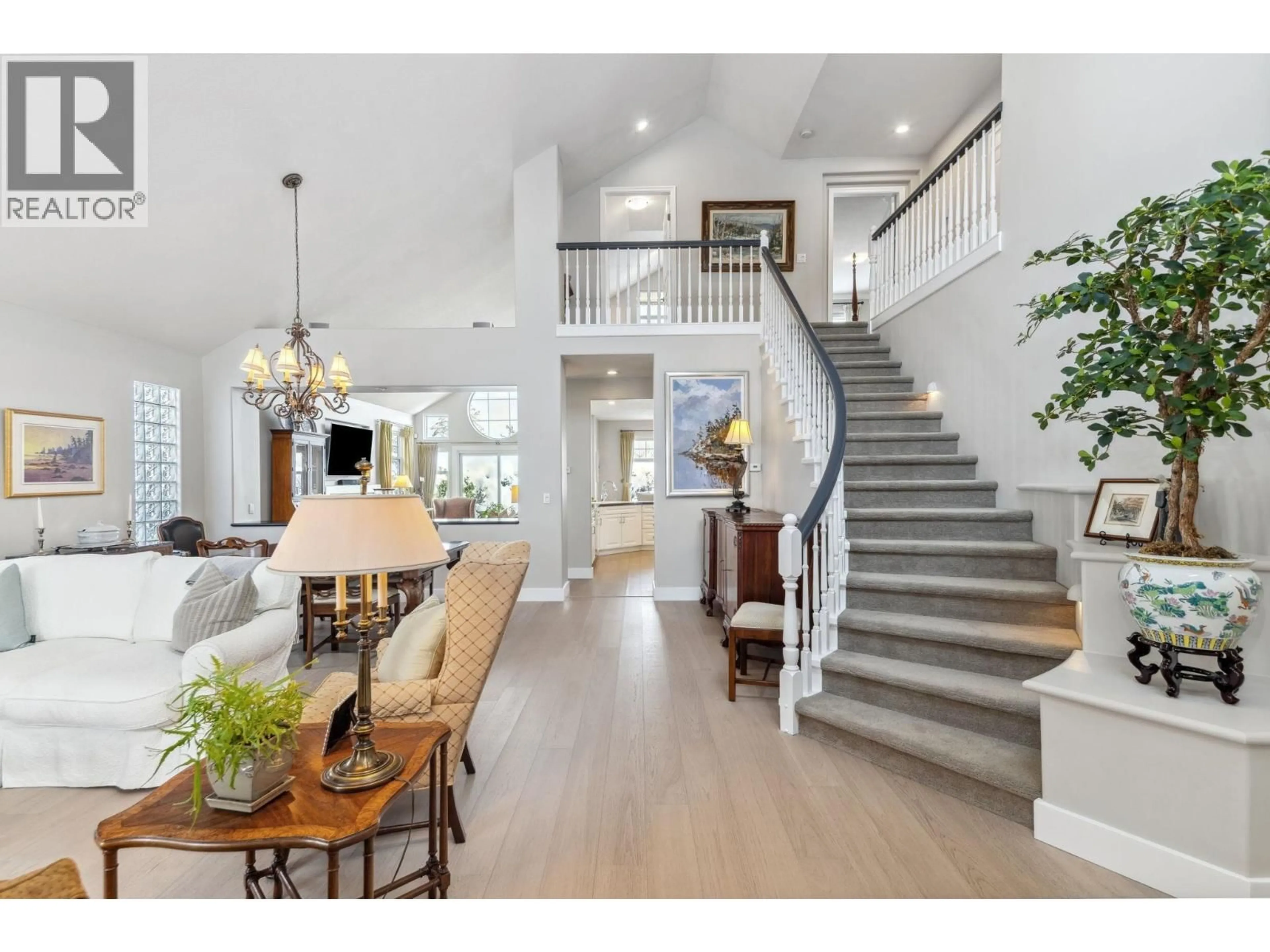 Unknown for 1 - 5110 ALDERFEILD PLACE, West Vancouver British Columbia V7W2W7