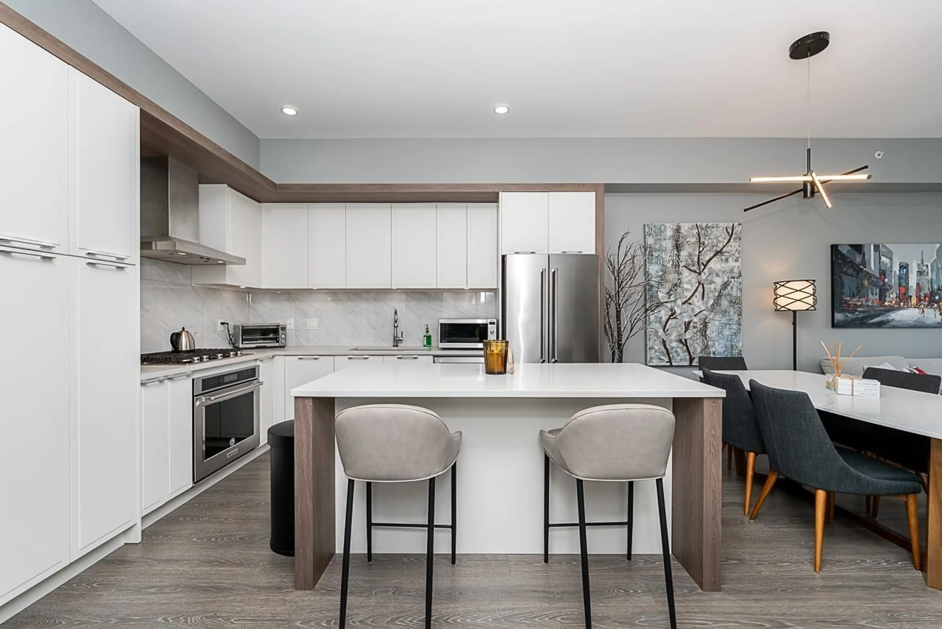 Open concept kitchen, unknown for 602 - 11501 84 AVENUE, Delta British Columbia V4C0E5