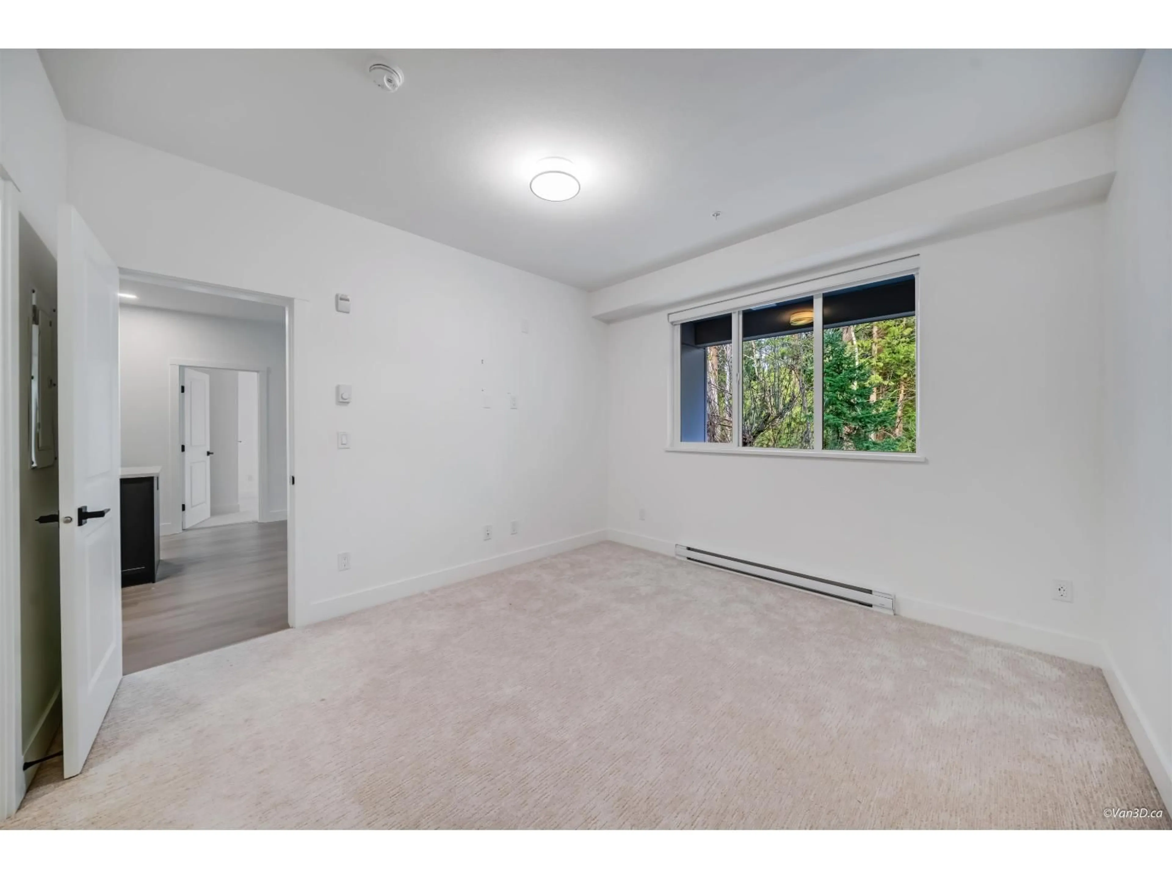 A pic of a room for 303 - 3480 146A STREET, Surrey British Columbia V4P0H6