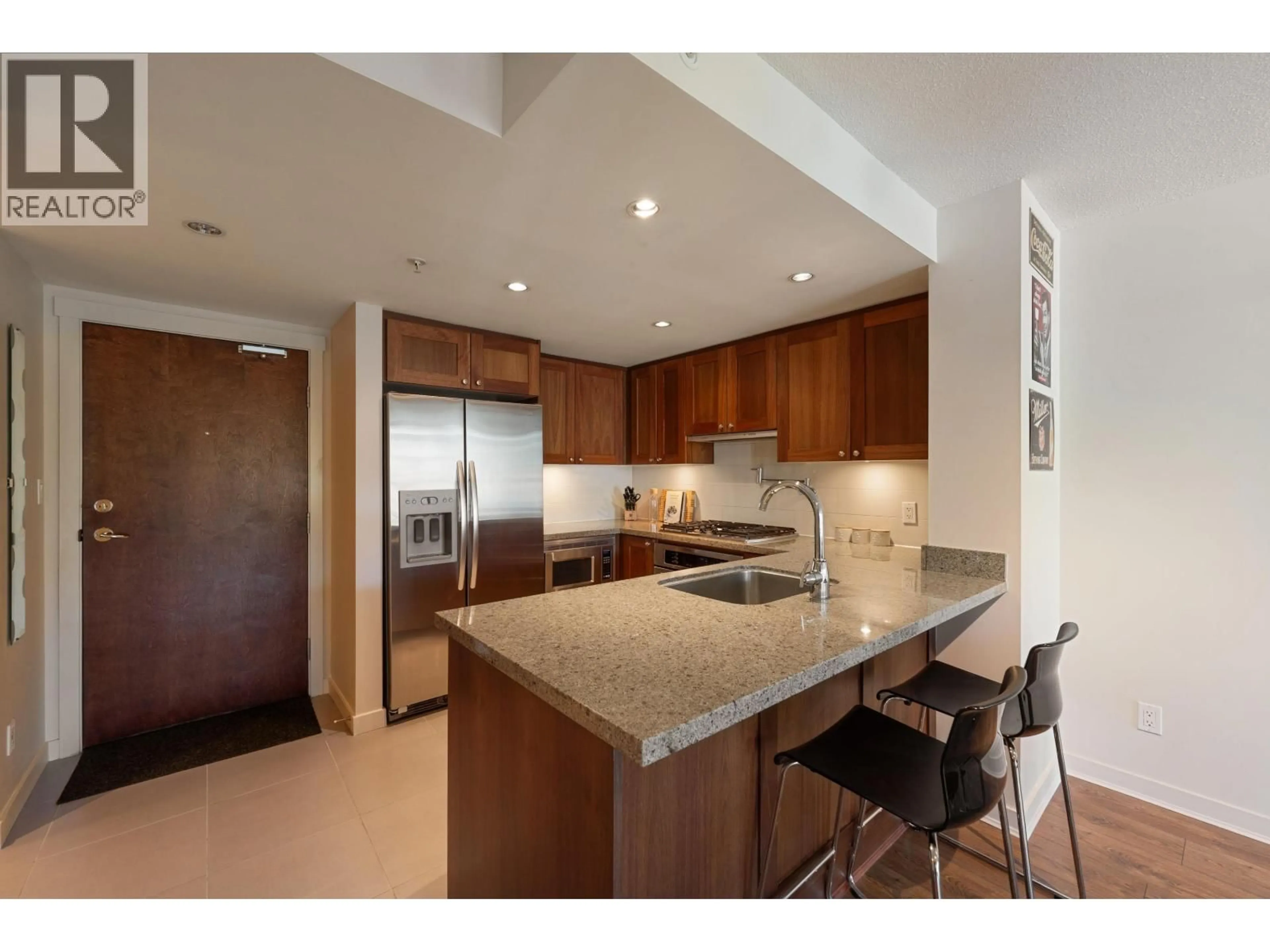 Open concept kitchen, ceramic/tile floor for 317 - 9373 HEMLOCK DRIVE, Richmond British Columbia V6Y0A9