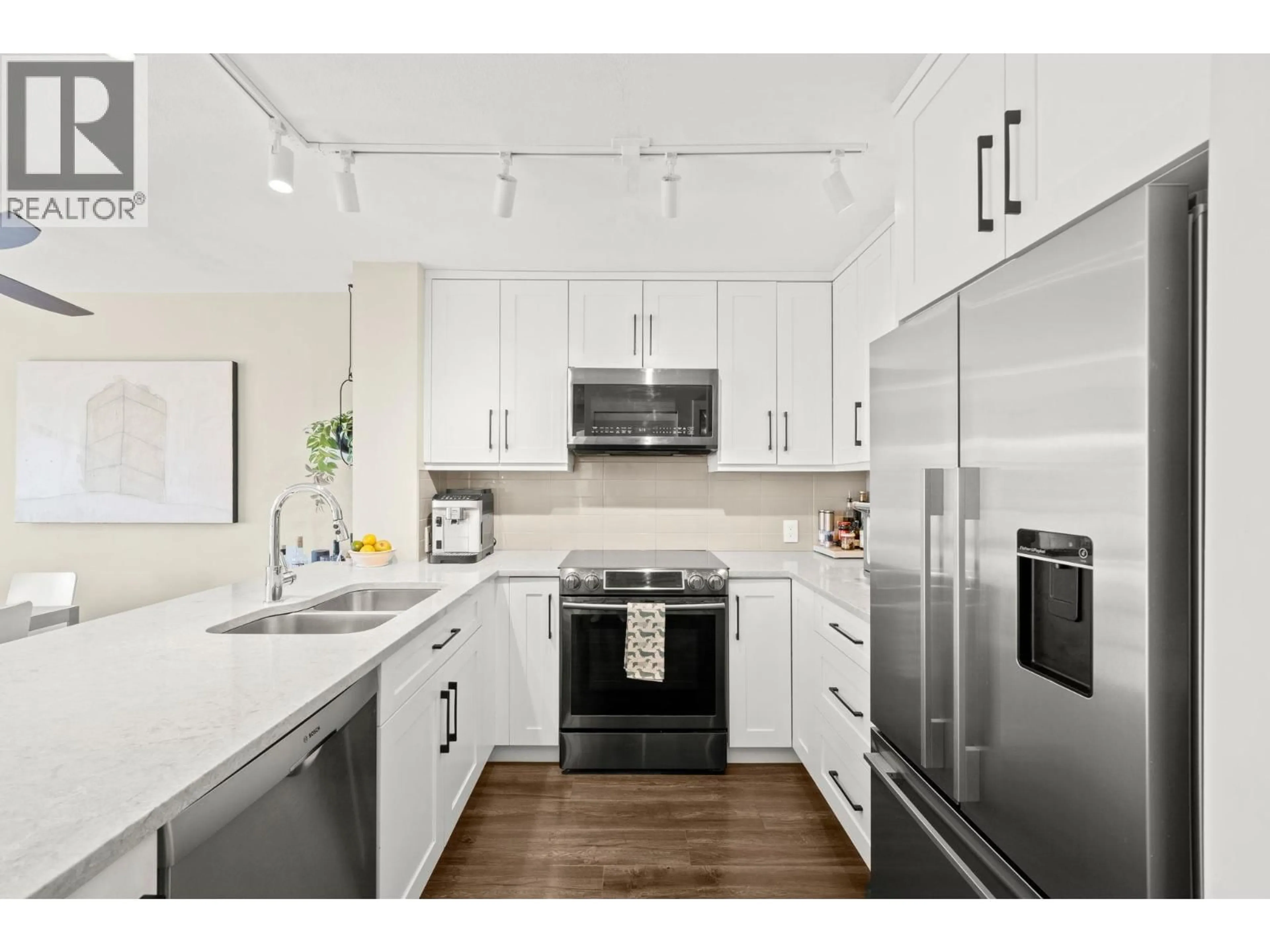 Unknown for 410 - 124 3RD STREET, North Vancouver British Columbia V7M1E8