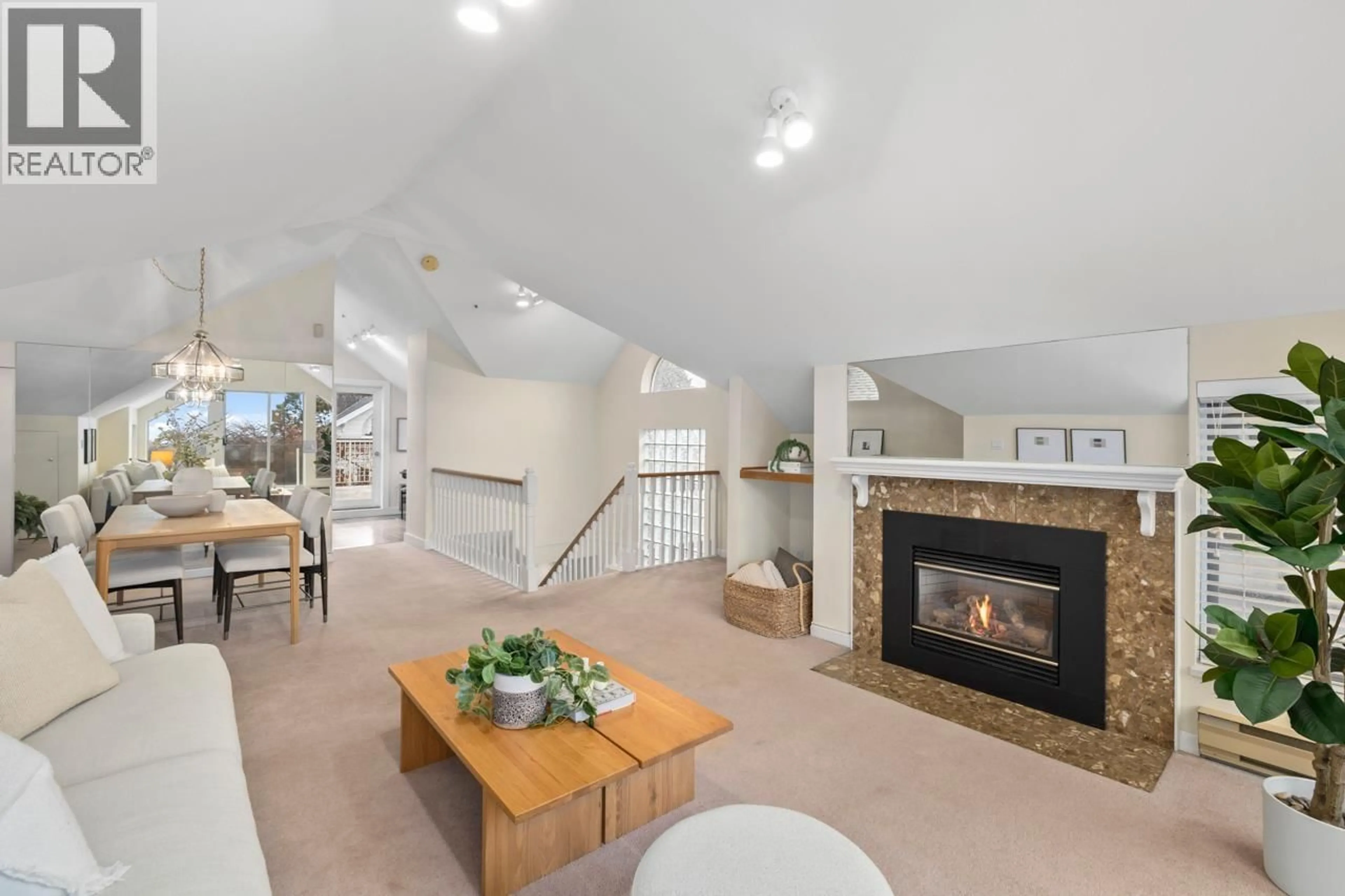 Unknown for 3274 1ST AVENUE, Vancouver British Columbia V6K1H5