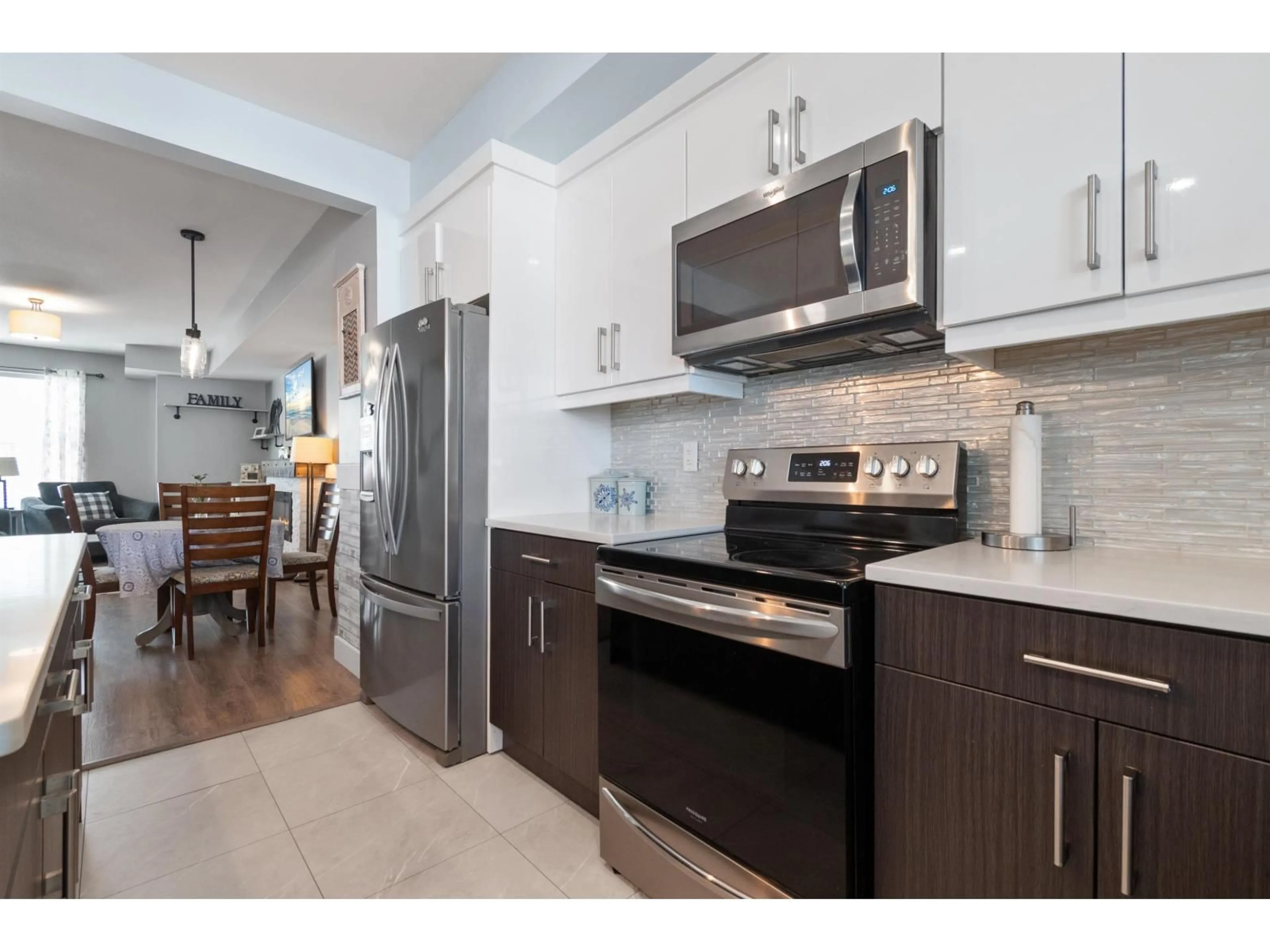 Open concept kitchen, unknown for 2 - 45395 SPADINA AVENUE, Chilliwack British Columbia V2P0H3
