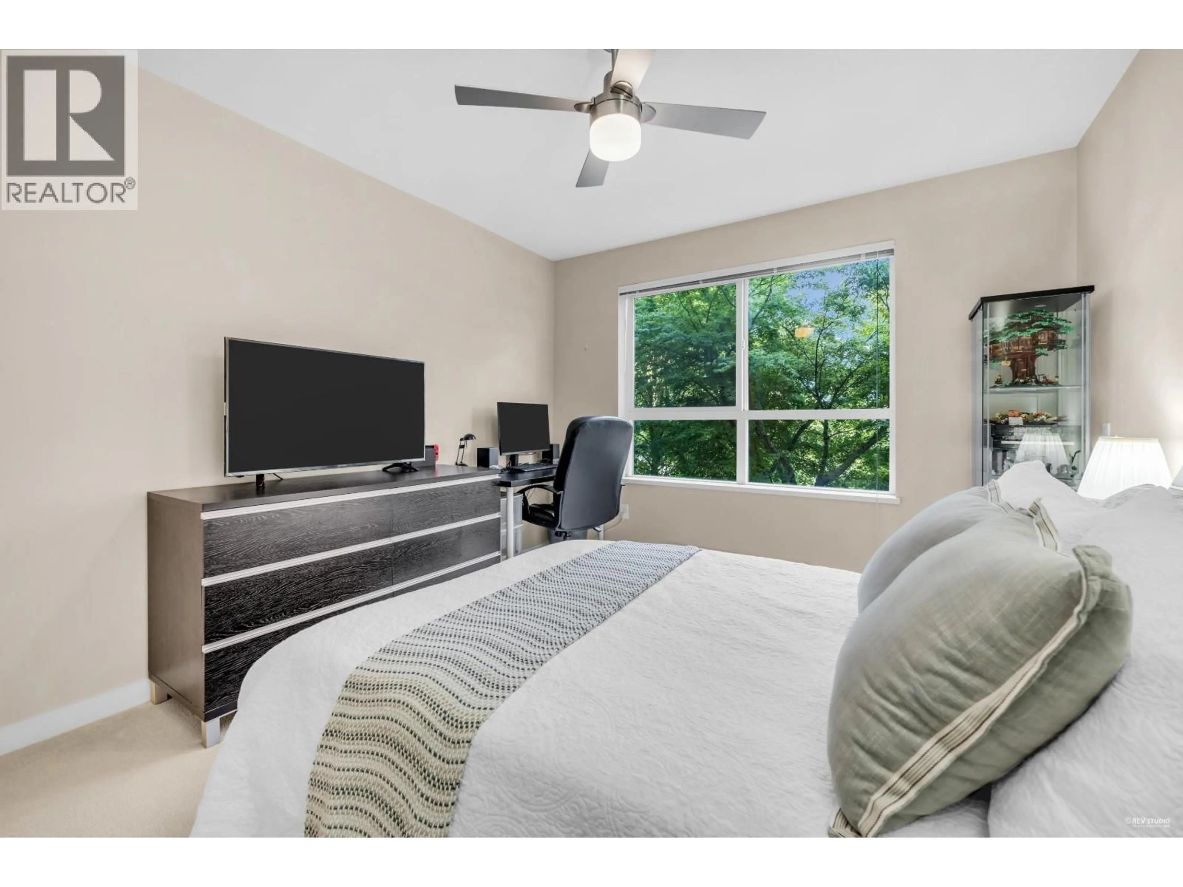 A pic of a room for 205 - 9500 ODLIN ROAD, Richmond British Columbia V6X0H5