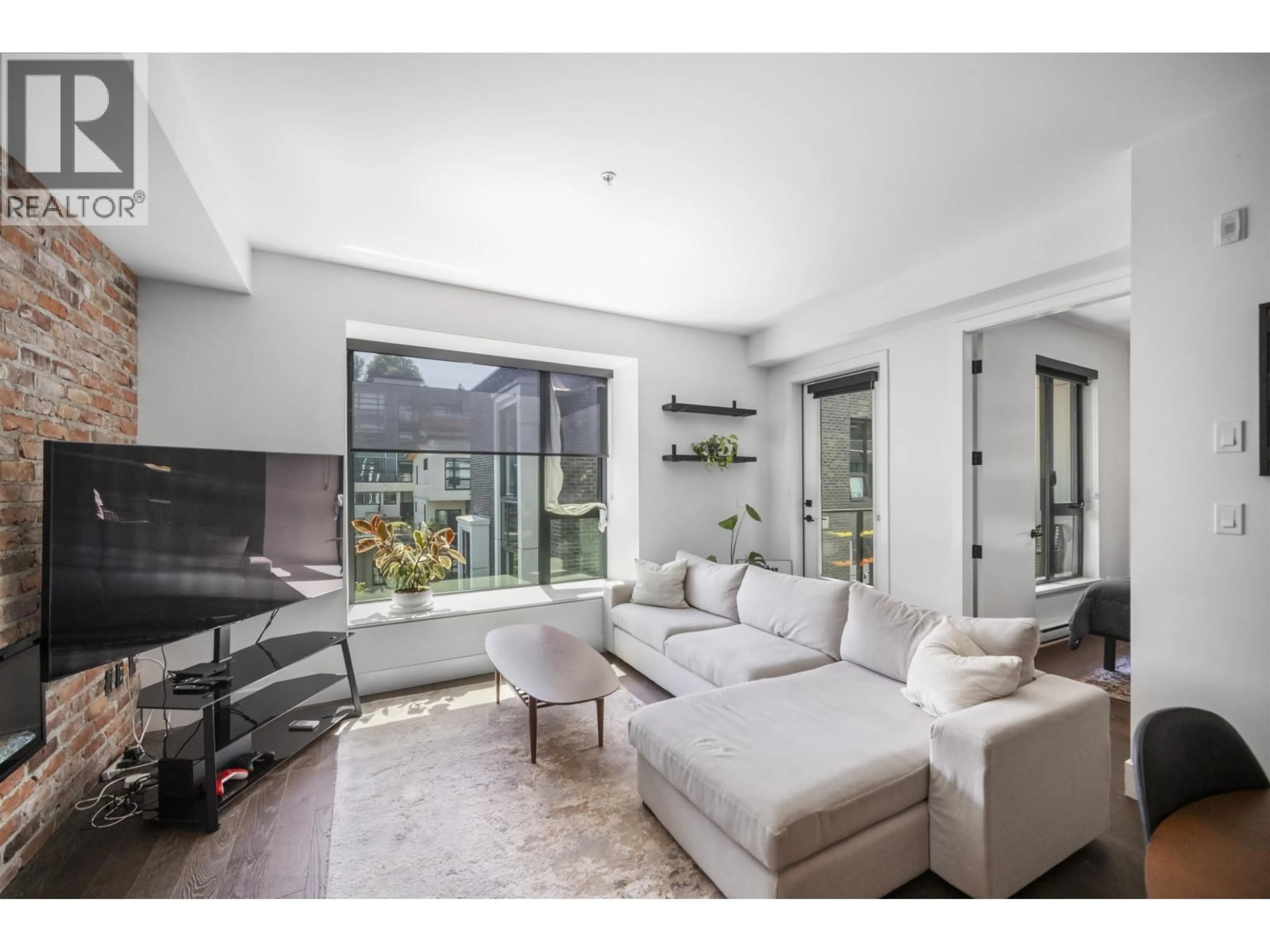 Living room with furniture, unknown for 411 - 83 MOODY STREET, Port Moody British Columbia V3H0K7