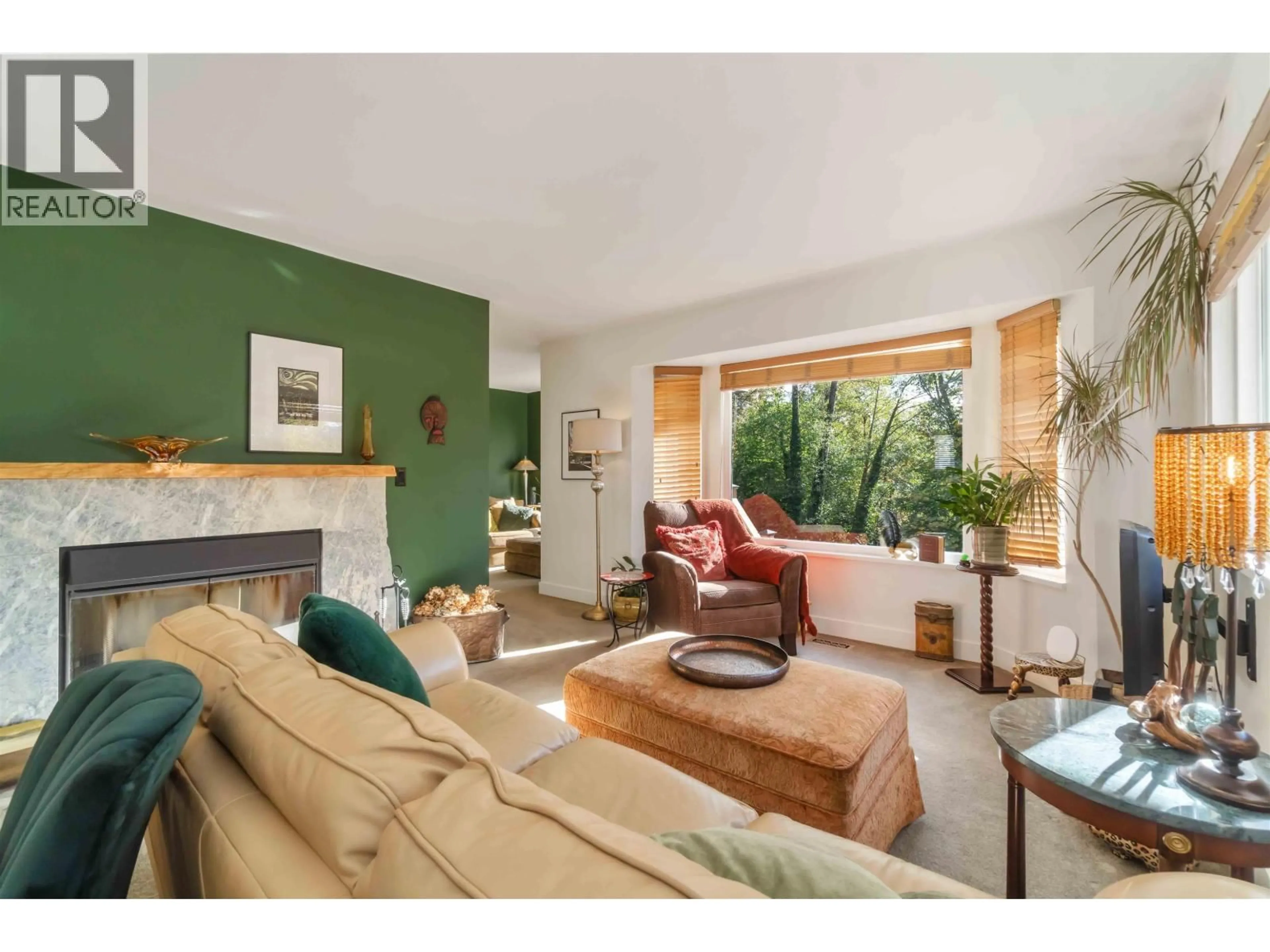 Living room with furniture, unknown for 532 SAN REMO DRIVE, Port Moody British Columbia V3H4K4