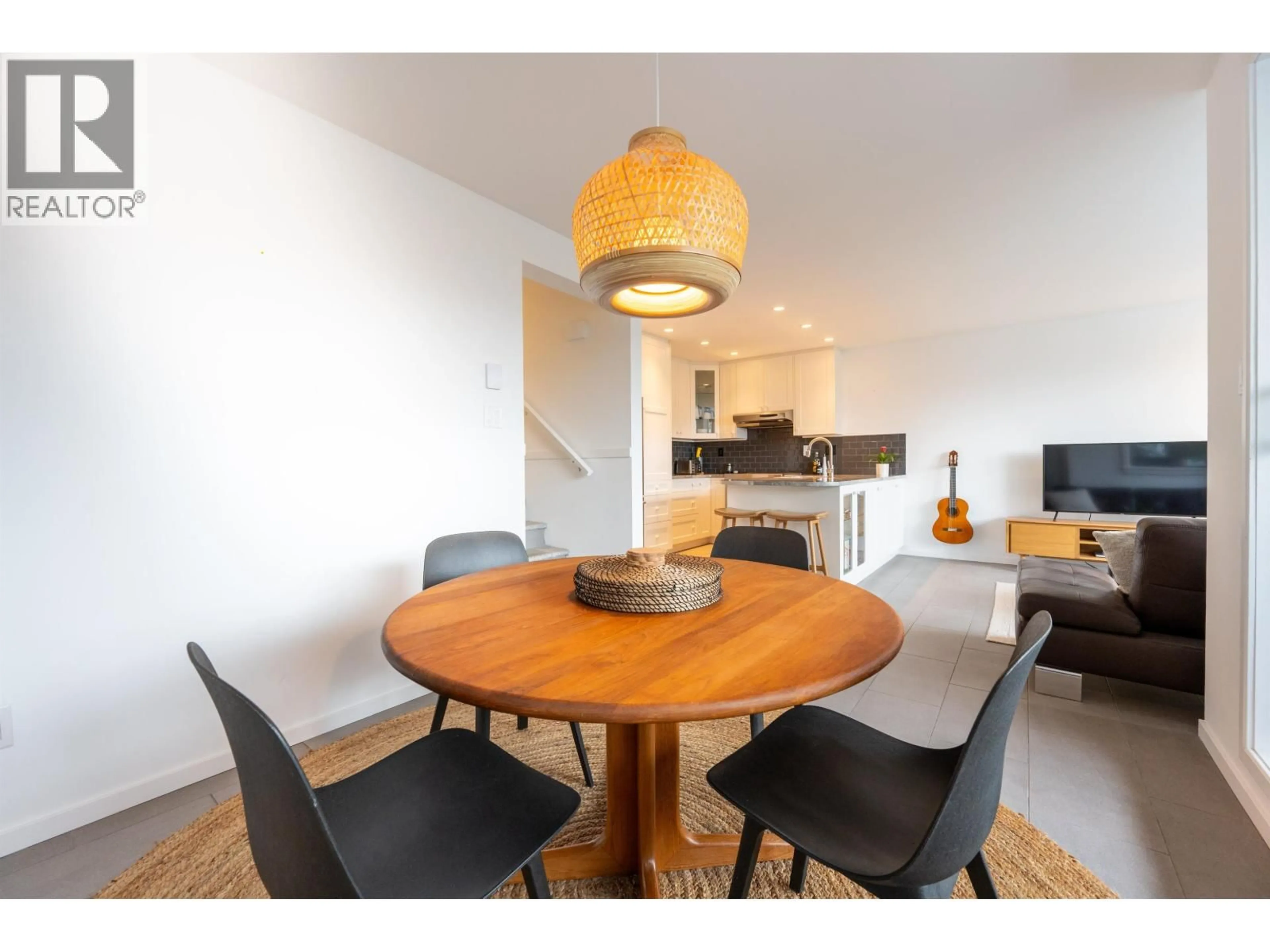 Dining room, wood/laminate floor for 14 - 2240 GONDOLA WAY, Whistler British Columbia V8E0N1