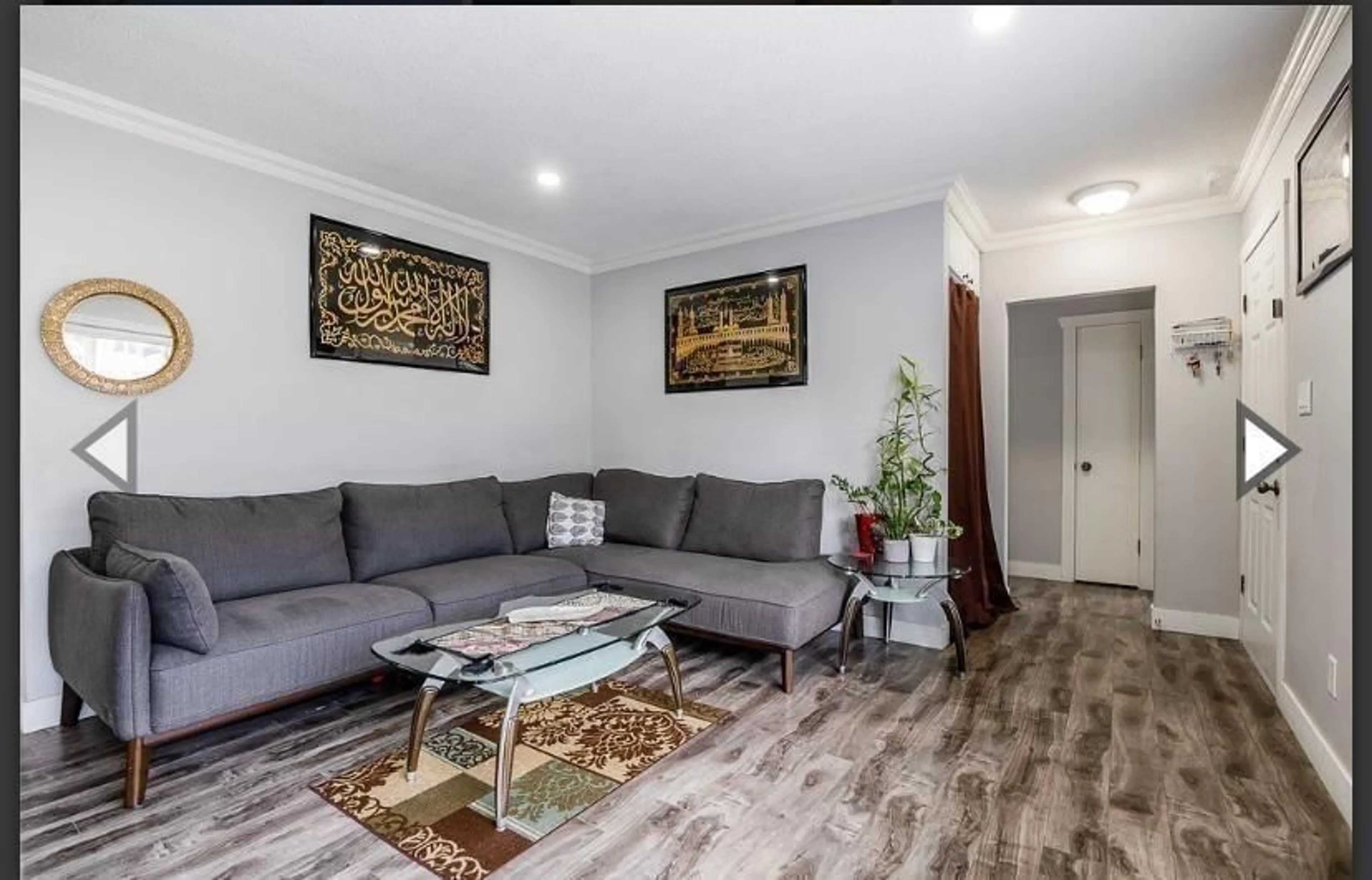 Living room with furniture, unknown for 11261 LANSDOWNE DRIVE, Surrey British Columbia V3R4Z6