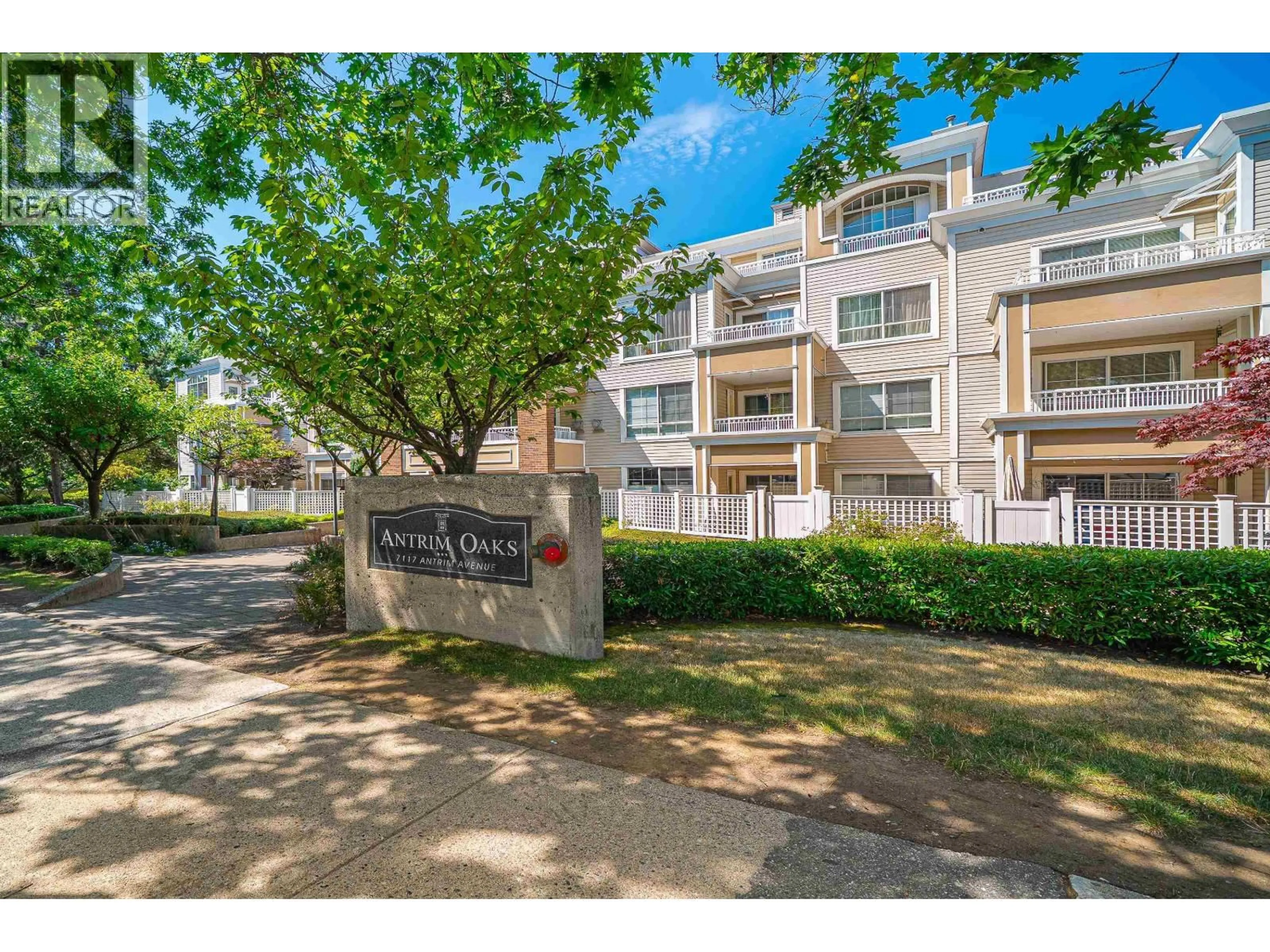 Unknown for 211 - 7117 ANTRIM AVENUE, Burnaby British Columbia V5J5K1