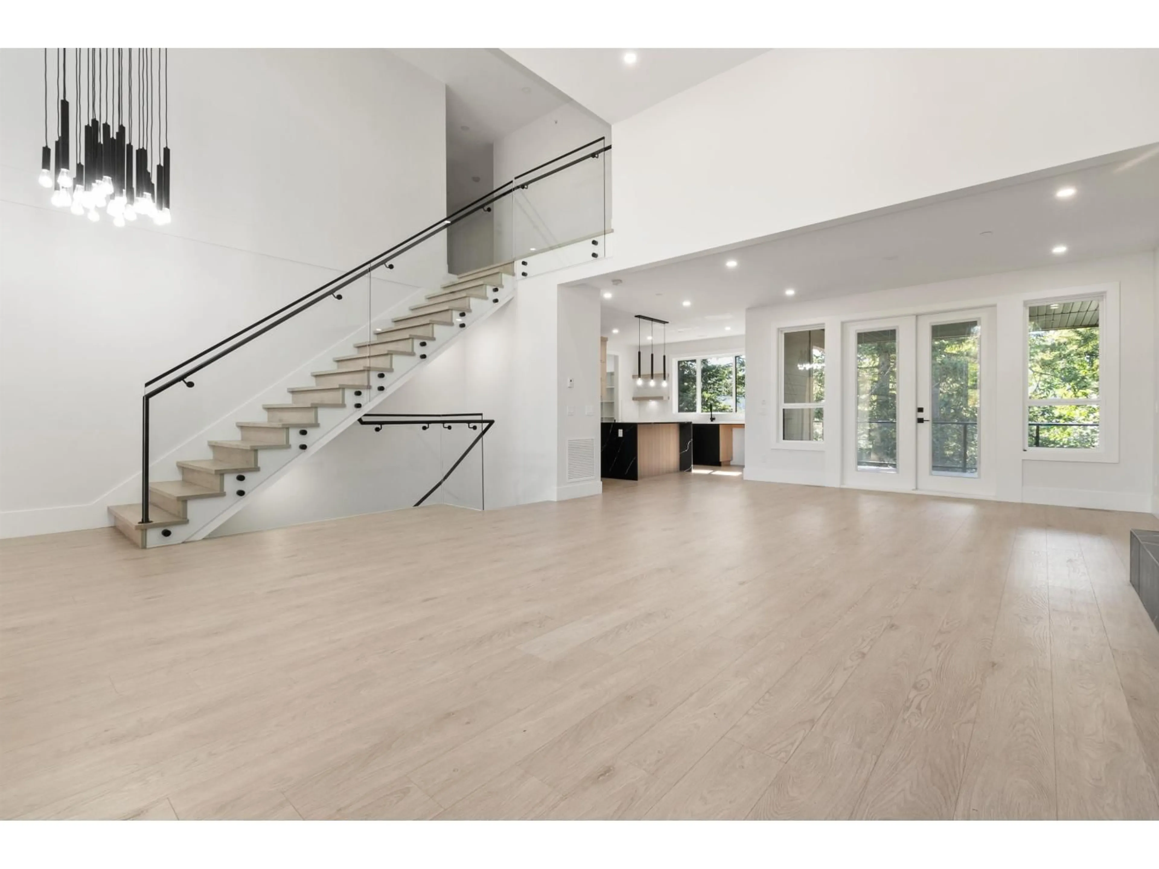 Indoor foyer for 5626 CRIMSON RIDGE, Chilliwack British Columbia V2R6H7