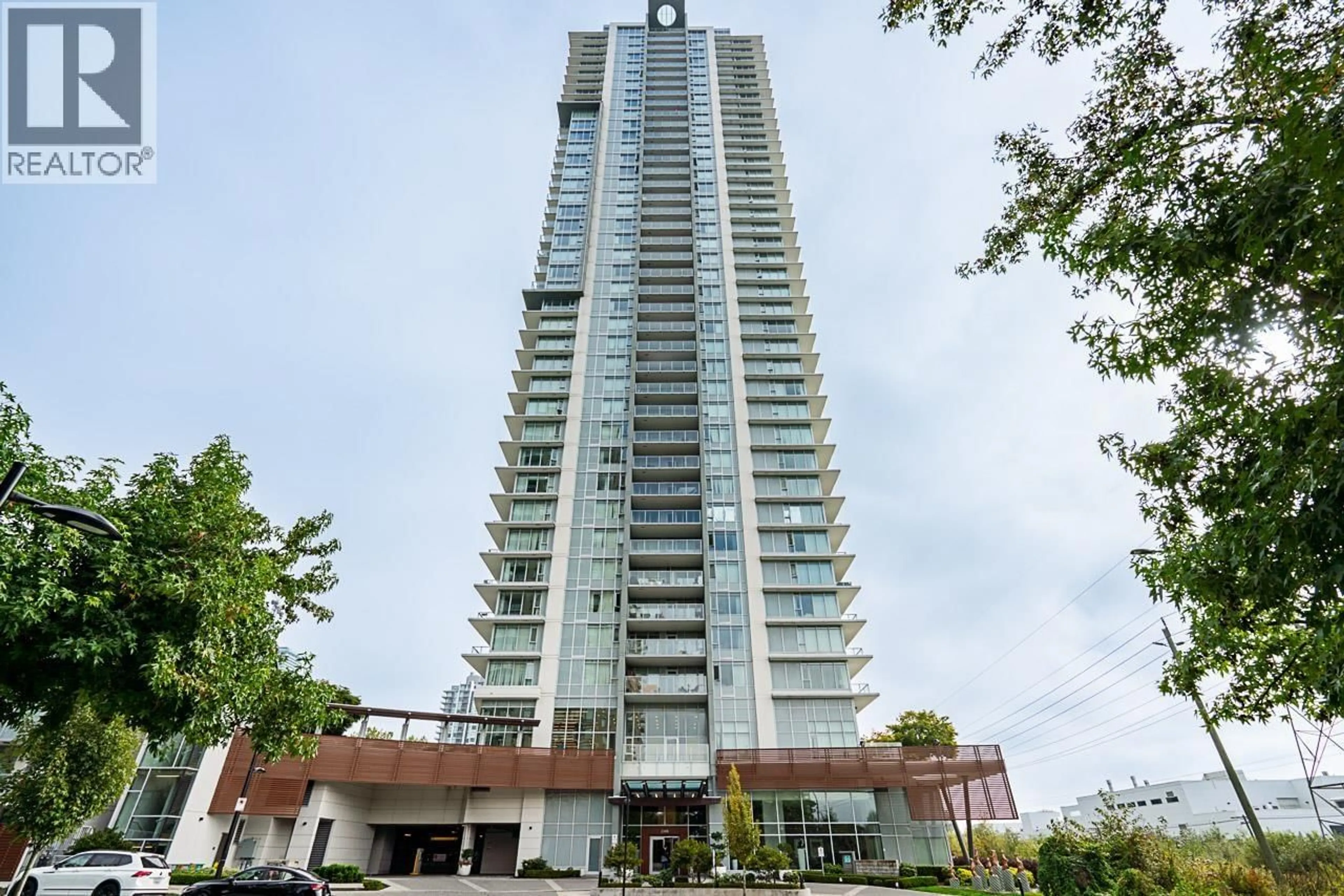 Indoor foyer for 1601 - 2388 MADISON AVENUE, Burnaby British Columbia V5C0K8