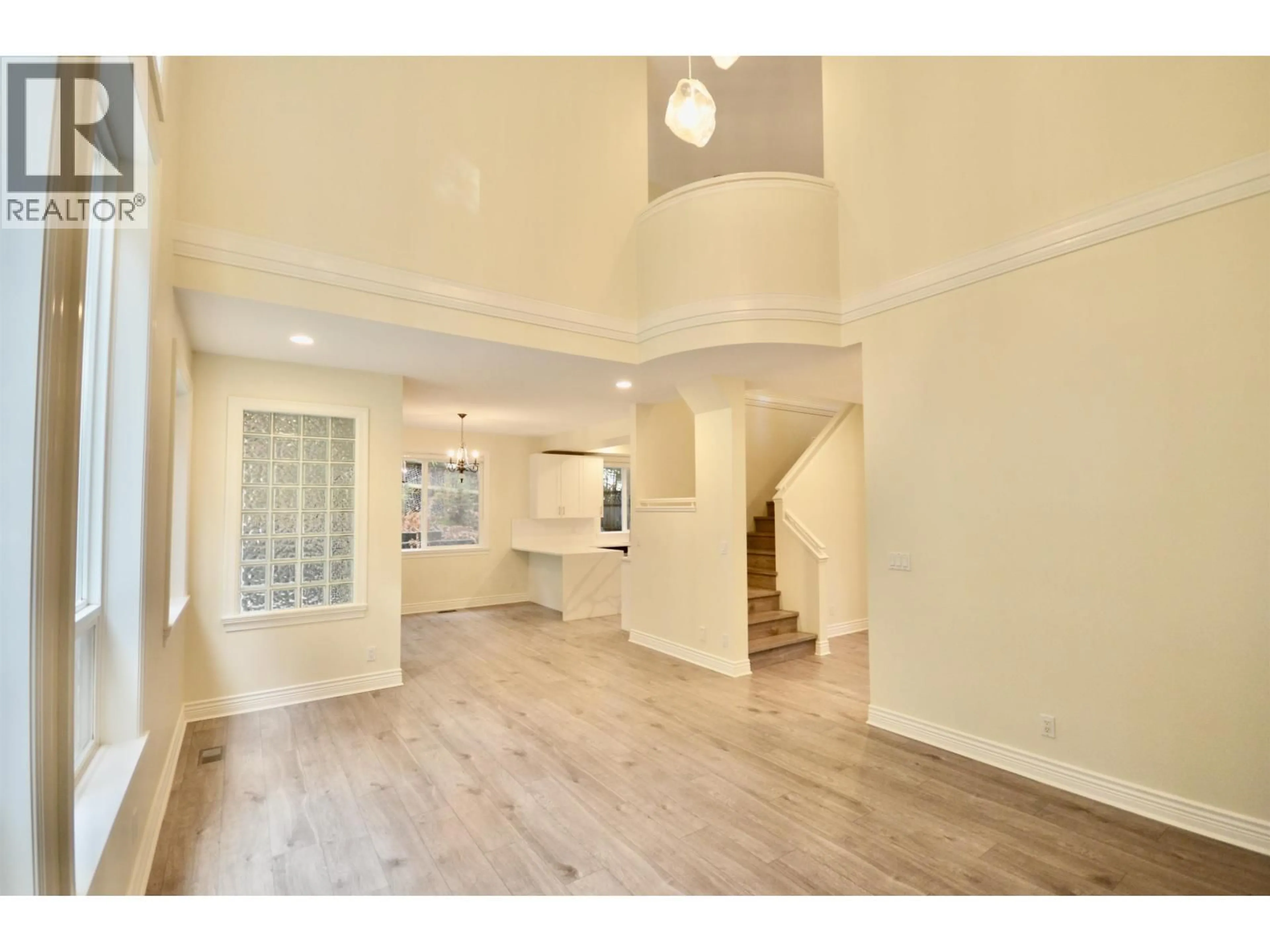 Unknown for 3398 PLATEAU BOULEVARD, Coquitlam British Columbia V3E3R3