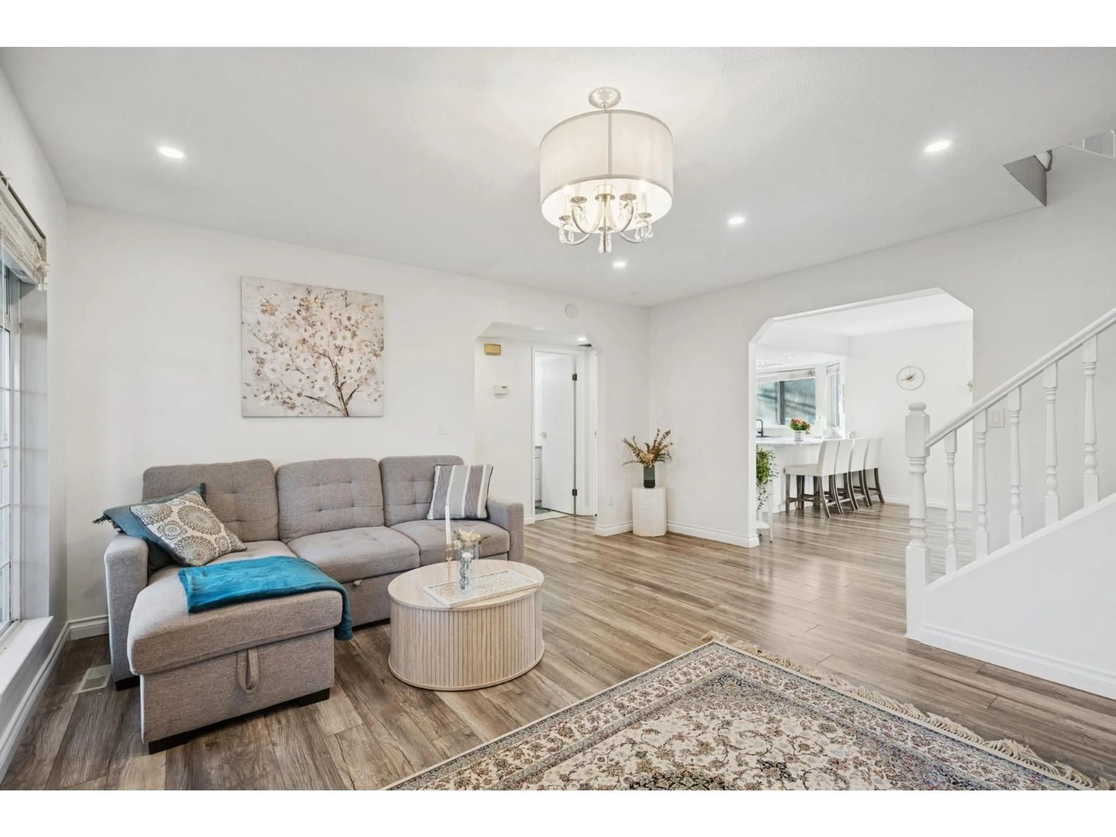 Living room with furniture, unknown for 9365 210 STREET, Langley British Columbia V1M1W2