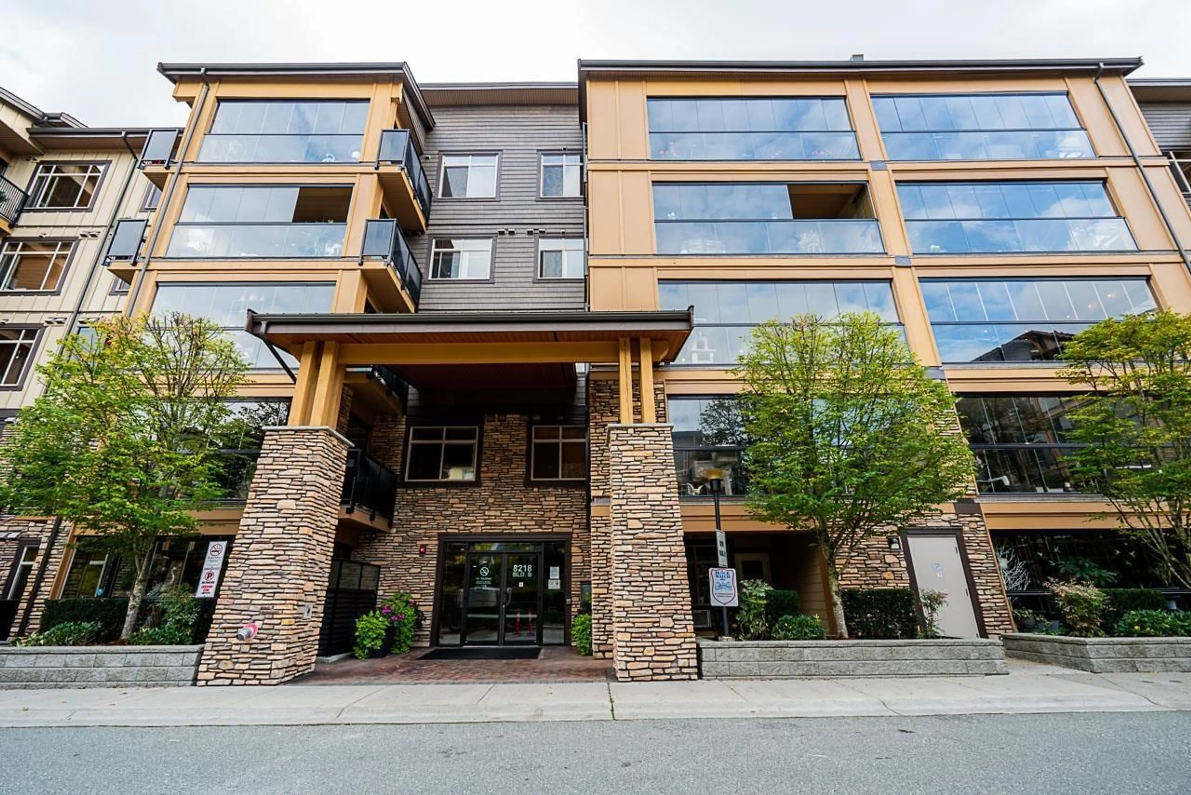 Unknown for B323 - 8218 207A STREET, Langley British Columbia V2Y0Y1