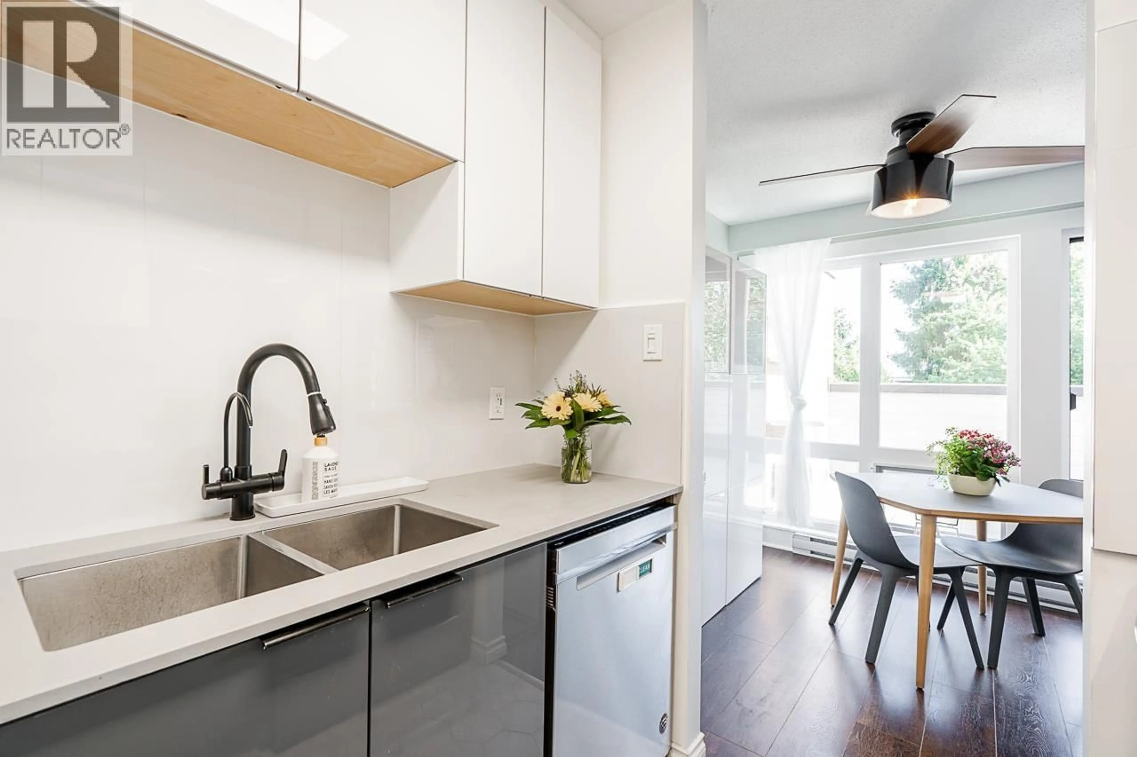 Open concept kitchen, unknown for 25 - 10200 4TH AVENUE, Richmond British Columbia V7E1V3