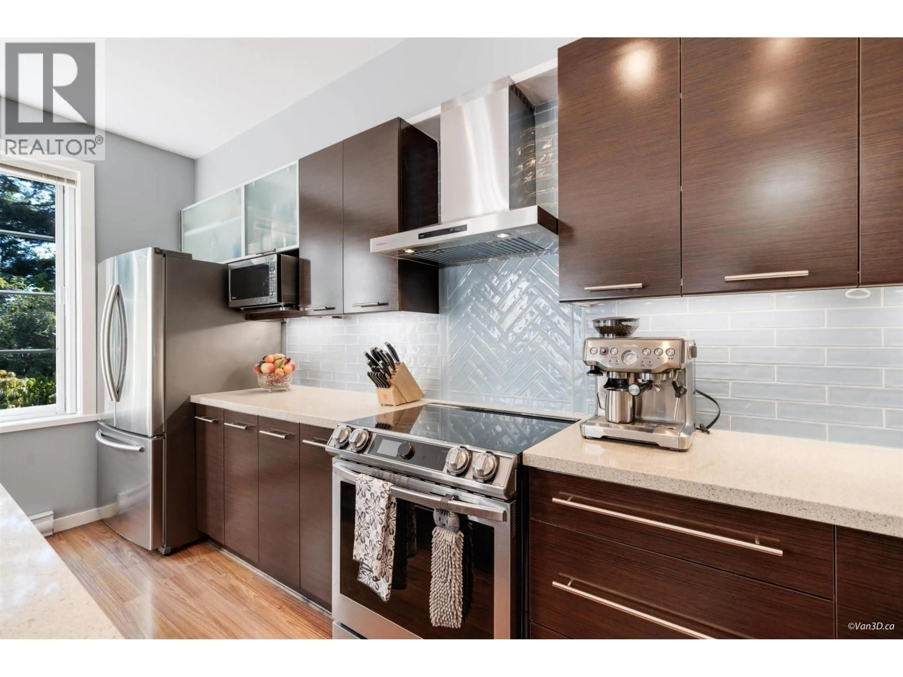 Unknown for 25 - 550 BROWNING PLACE, North Vancouver British Columbia V7H3A9