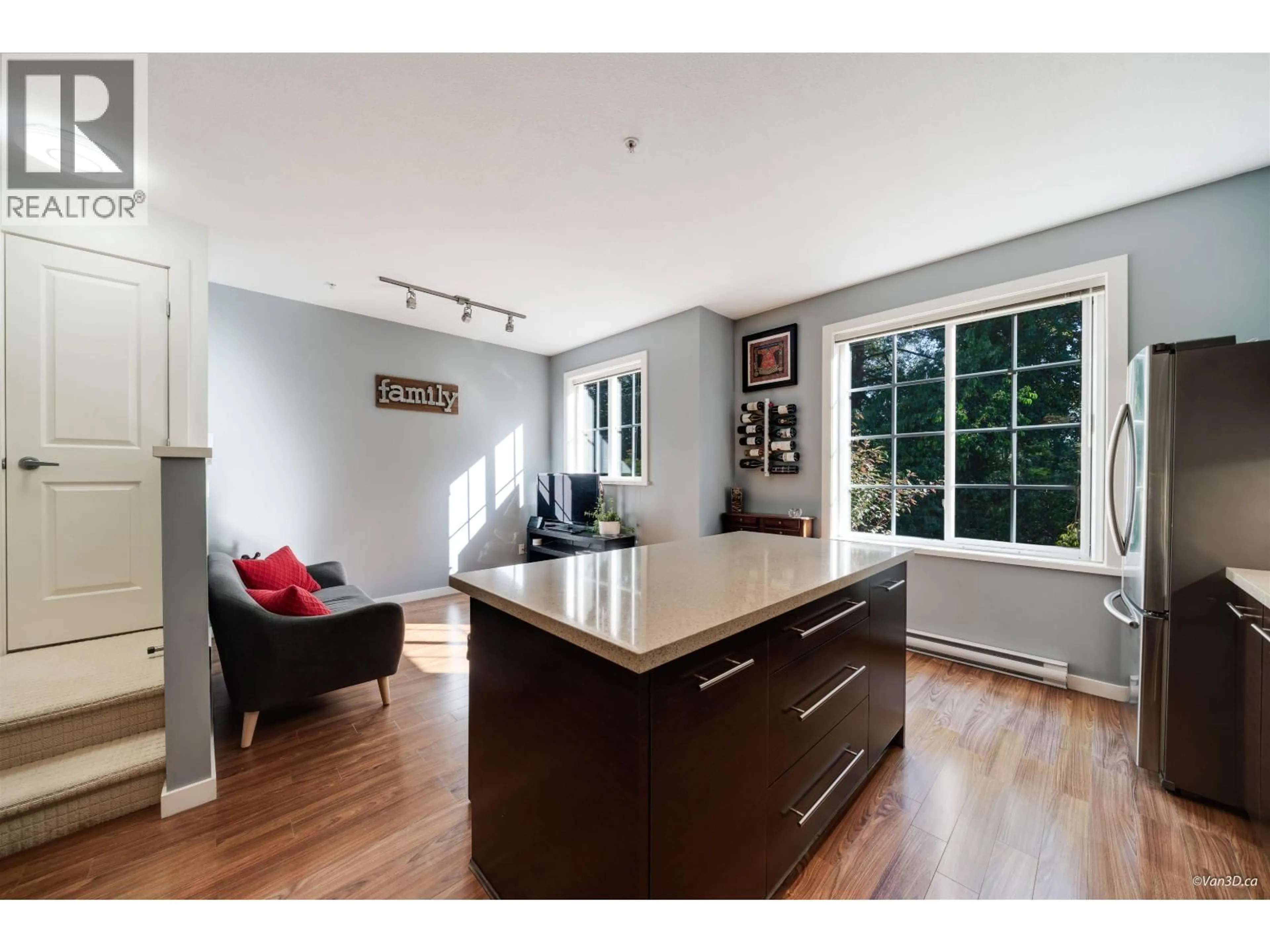 Open concept kitchen, wood/laminate floor for 25 - 550 BROWNING PLACE, North Vancouver British Columbia V7H3A9