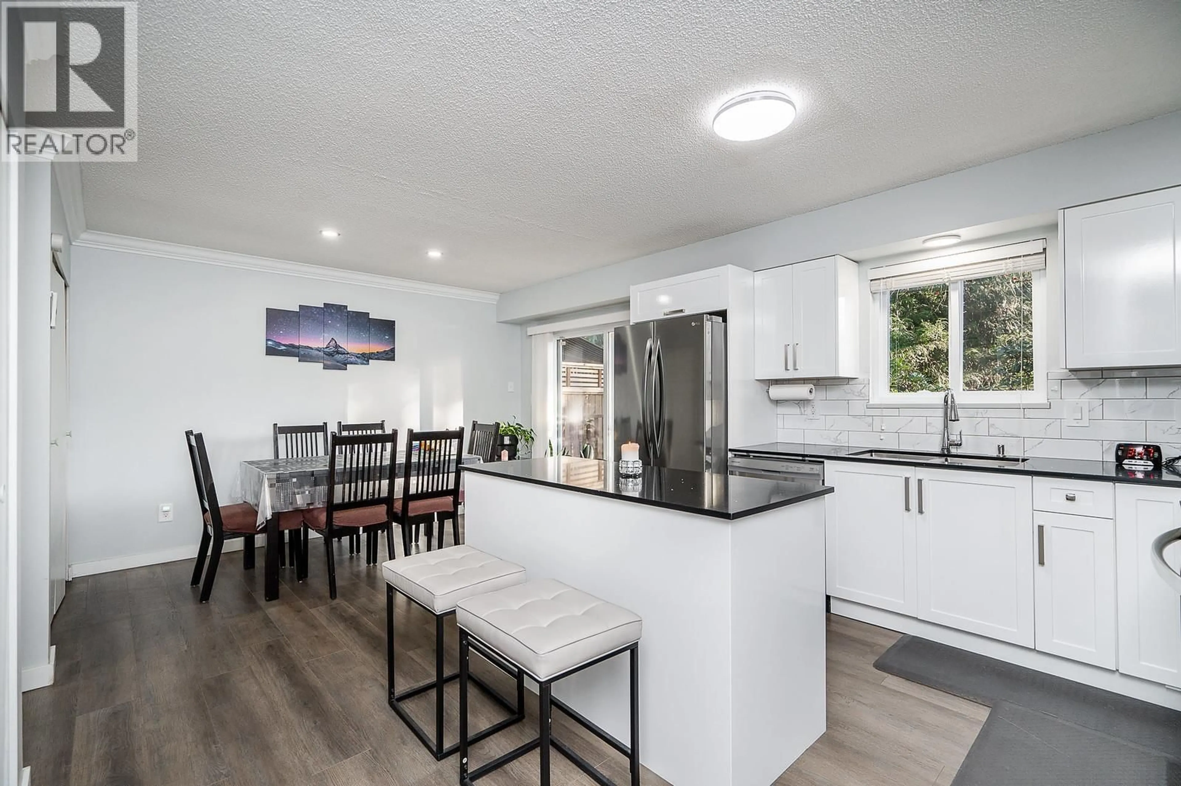 Open concept kitchen, unknown for 1648 ST. ALBERT AVENUE, Port Coquitlam British Columbia V3B5E7