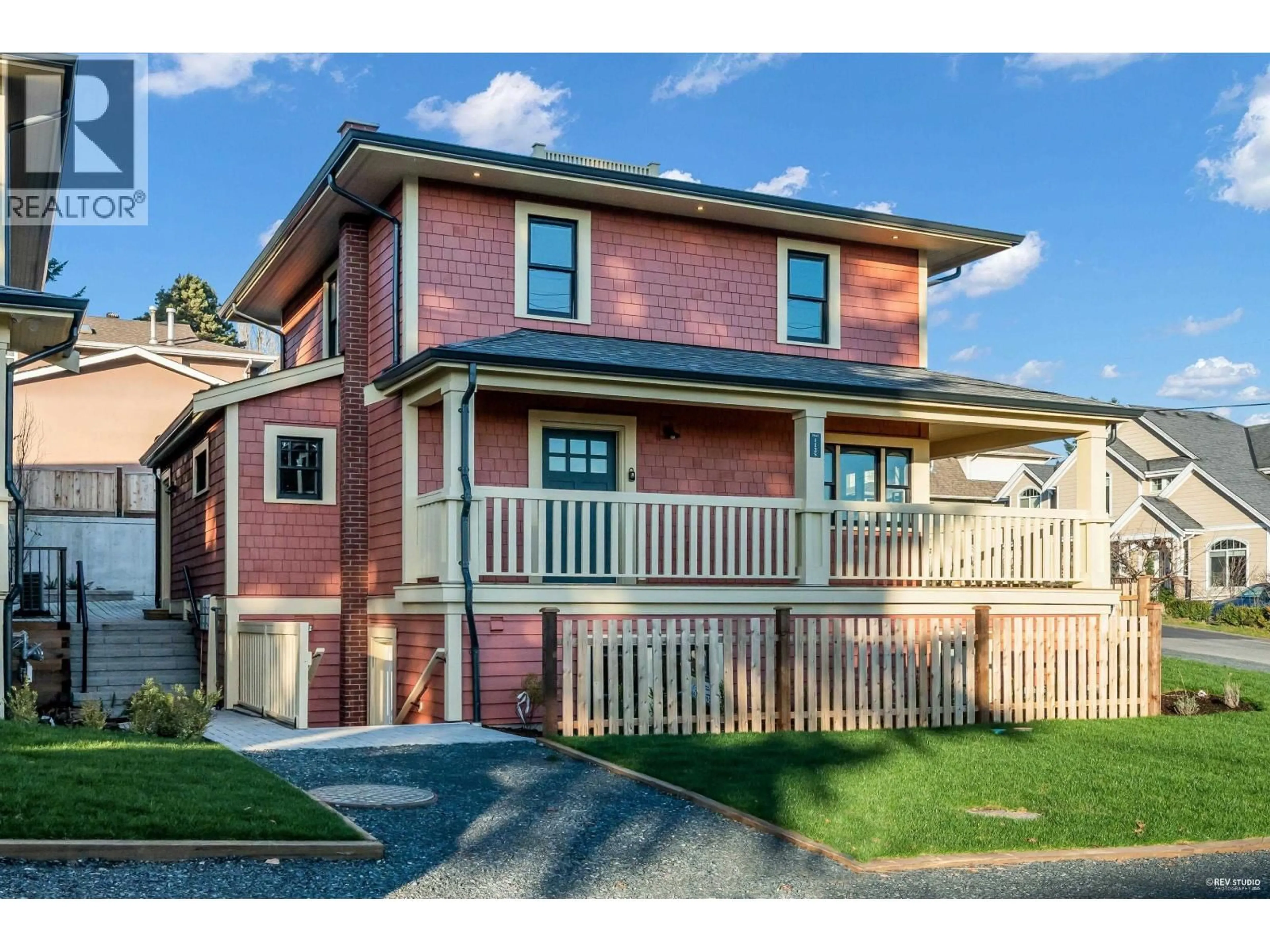 Home with brick exterior material, street for 101 - 1125 CARTIER AVENUE, Coquitlam British Columbia V3K2C1