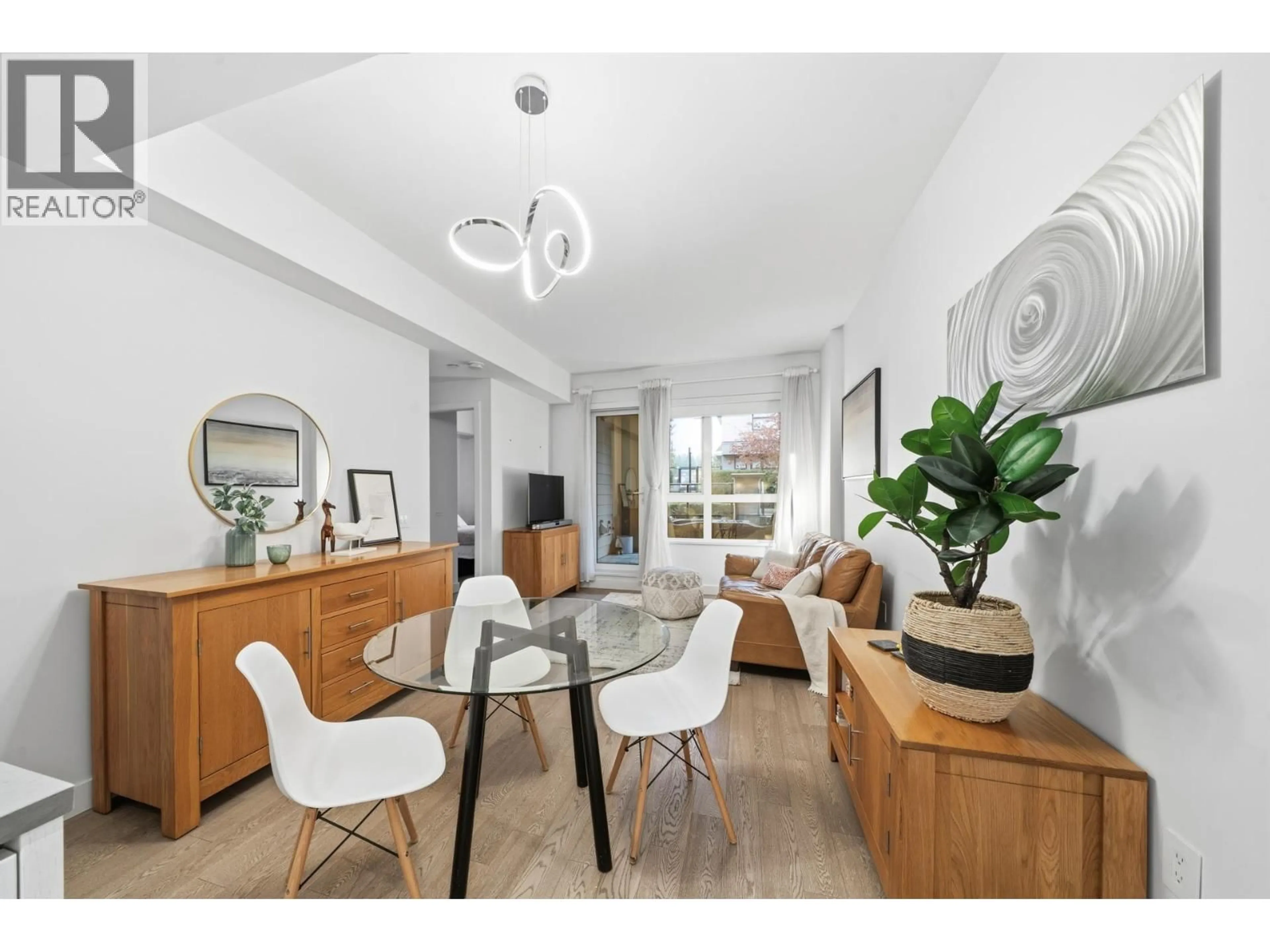 Unknown for 201 - 3220 CONNAUGHT CRESCENT, North Vancouver British Columbia V7R0A5