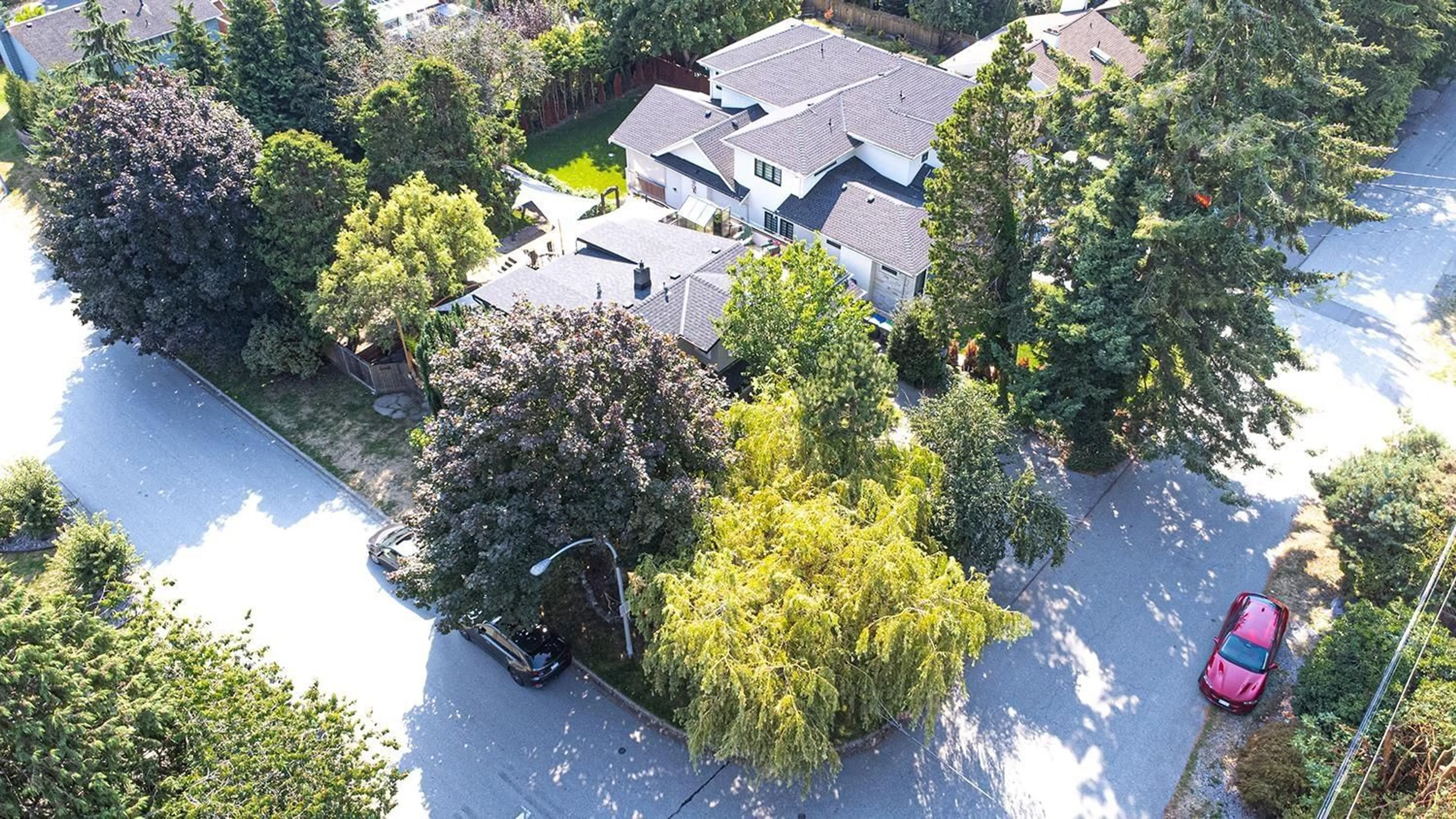 A pic from outside/outdoor area/front of a property/back of a property/a pic from drone, street for 16124 9 AVENUE, Surrey British Columbia V4A1A6