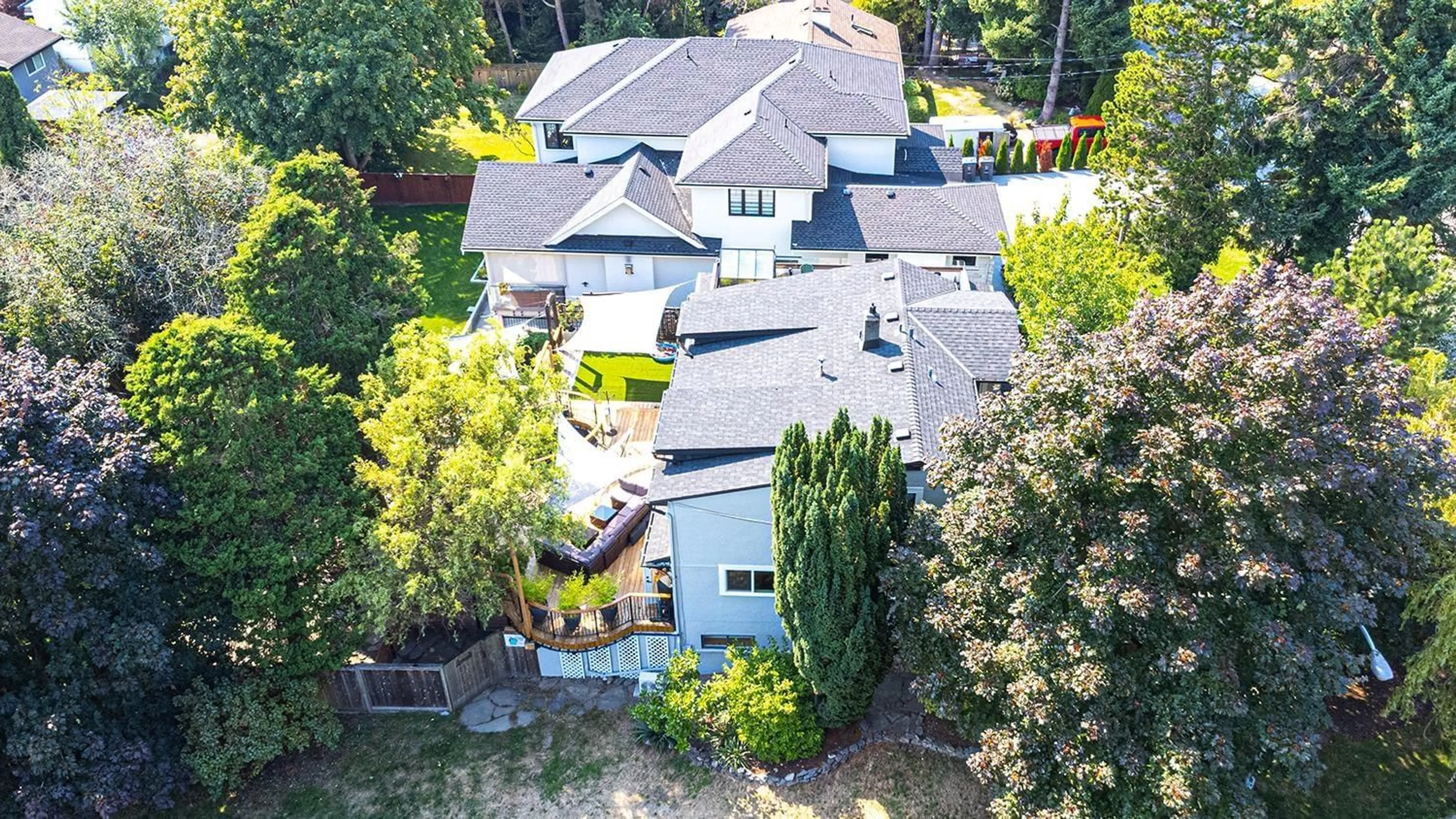 A pic from outside/outdoor area/front of a property/back of a property/a pic from drone, street for 16124 9 AVENUE, Surrey British Columbia V4A1A6