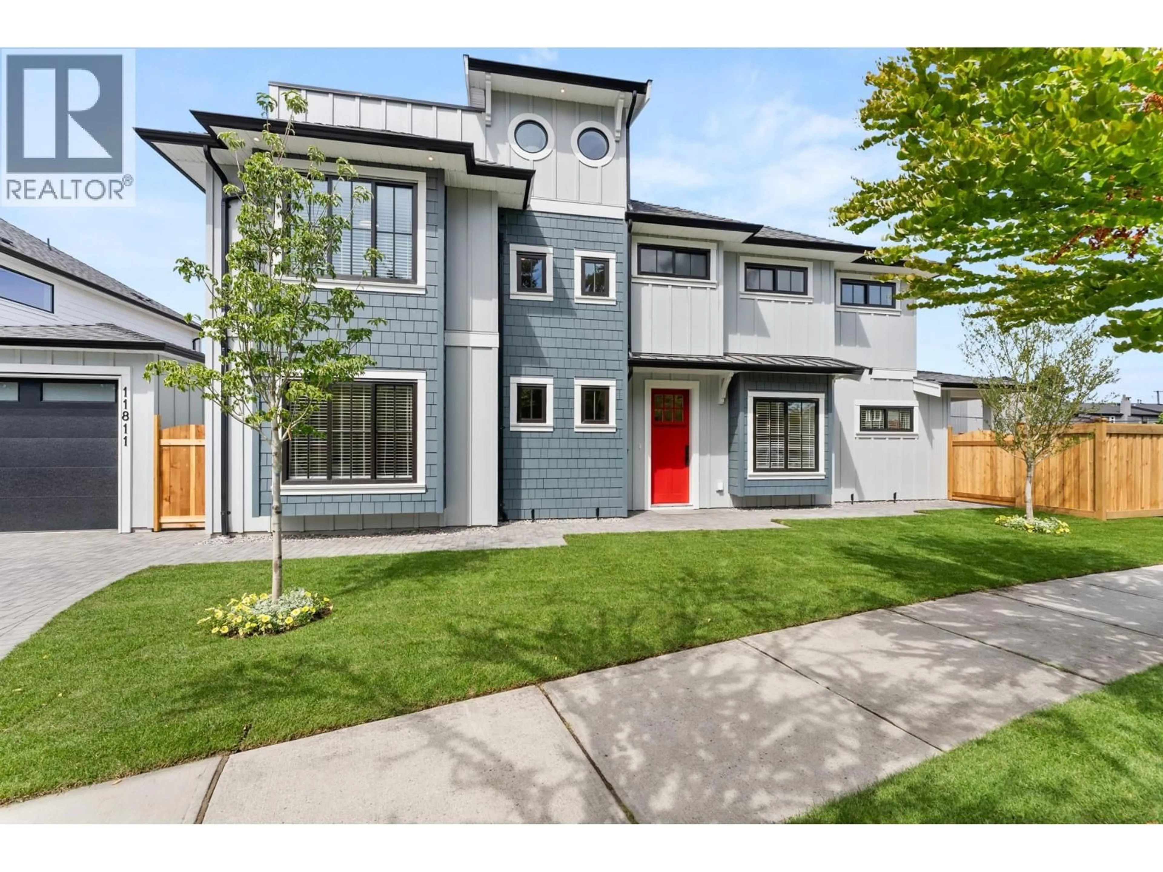 Home with vinyl exterior material, street for 11811 DUNFORD ROAD, Richmond British Columbia V7E3M6