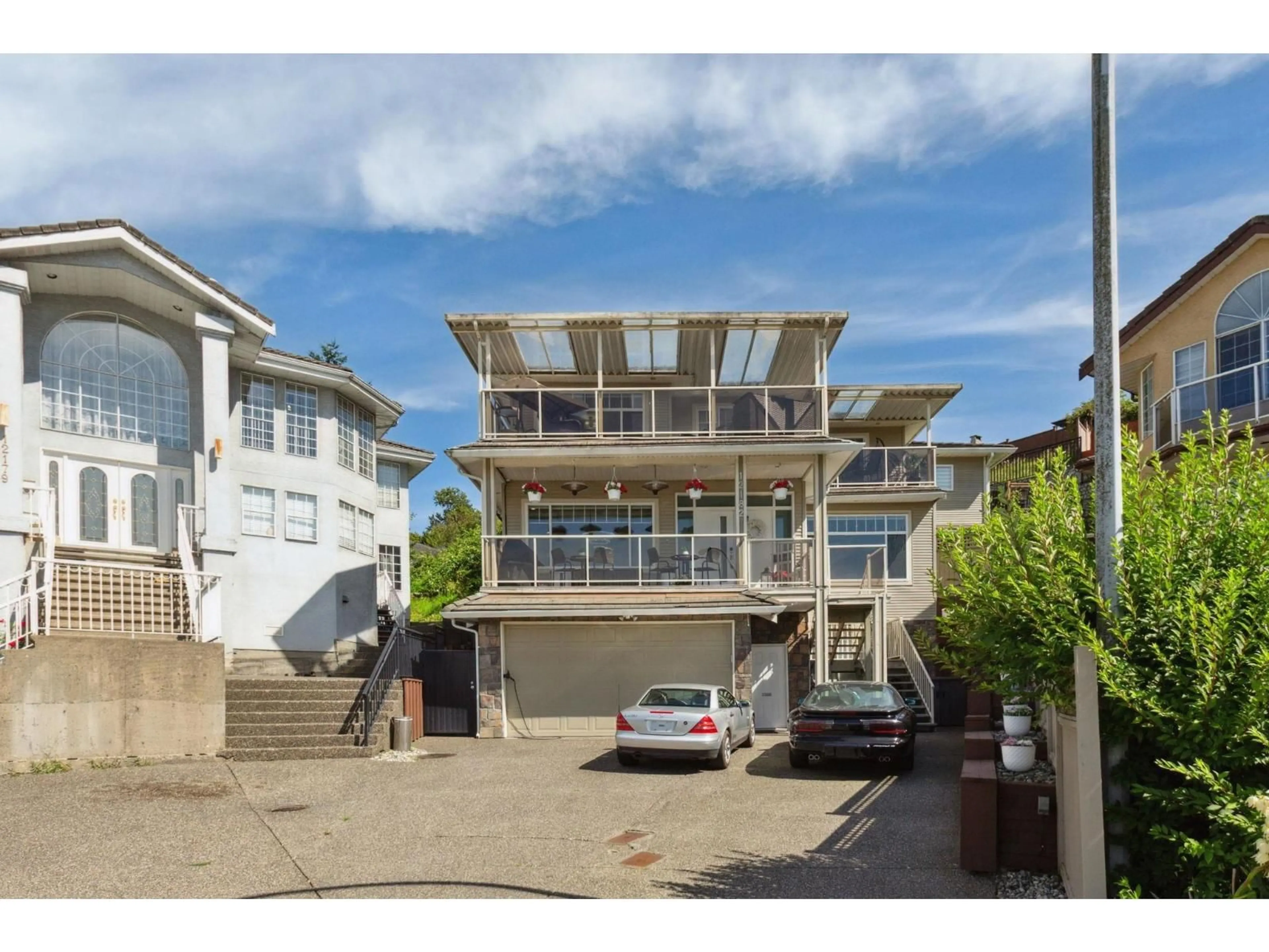 A pic from outside/outdoor area/front of a property/back of a property/a pic from drone, street for 12182 101B AVENUE, Surrey British Columbia V3V7X6