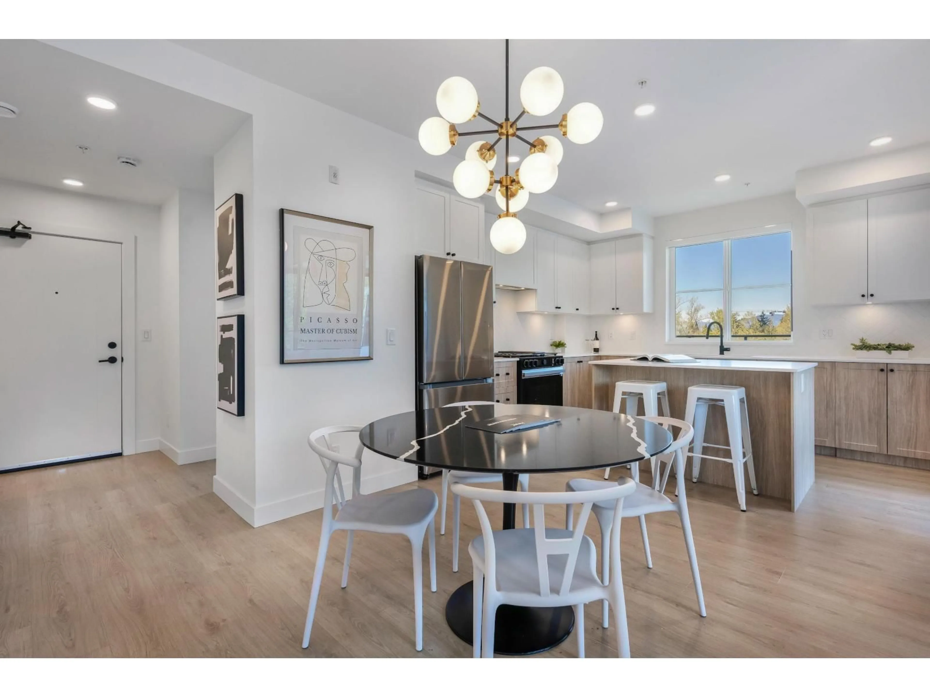 Open concept kitchen, unknown for 205 - 19979 76 AVENUE, Langley British Columbia V2Y1S3