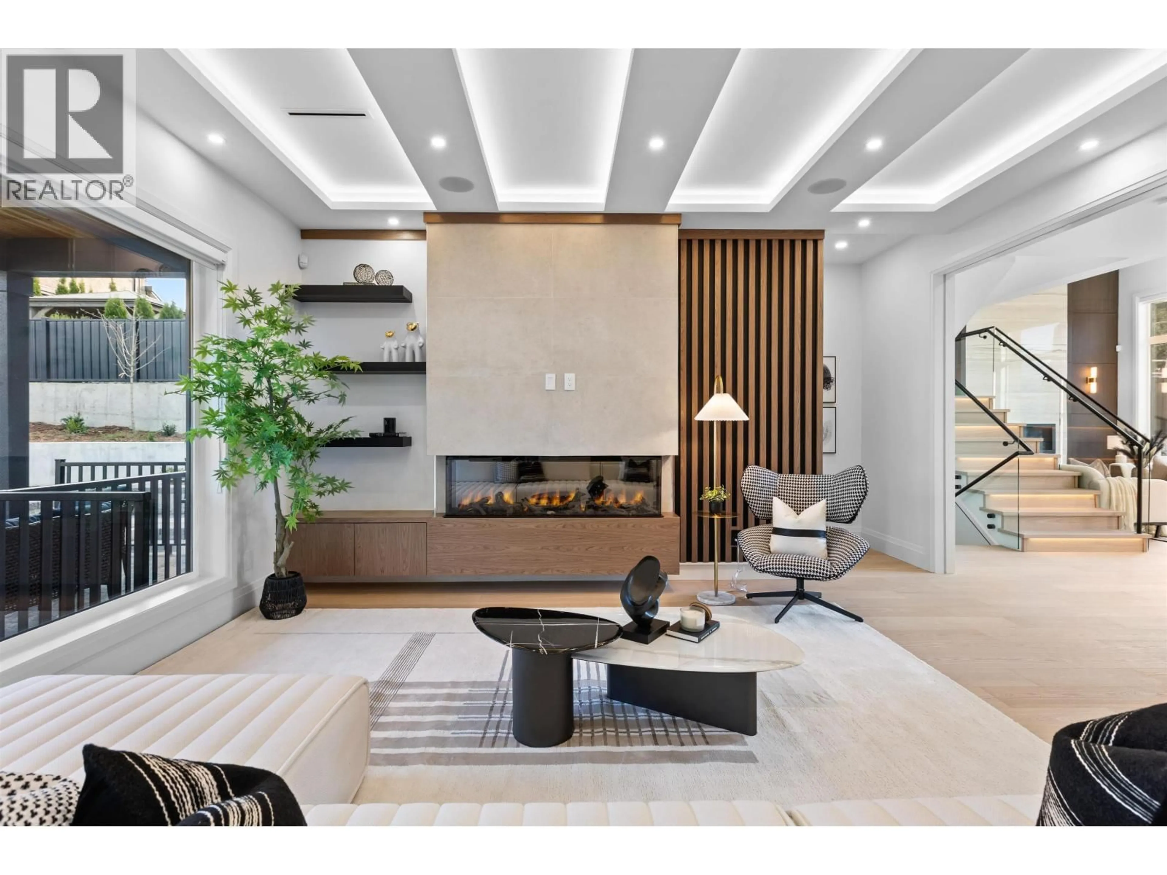 Living room with furniture, unknown for 7370 BURRIS STREET, Burnaby British Columbia V5E1Y5