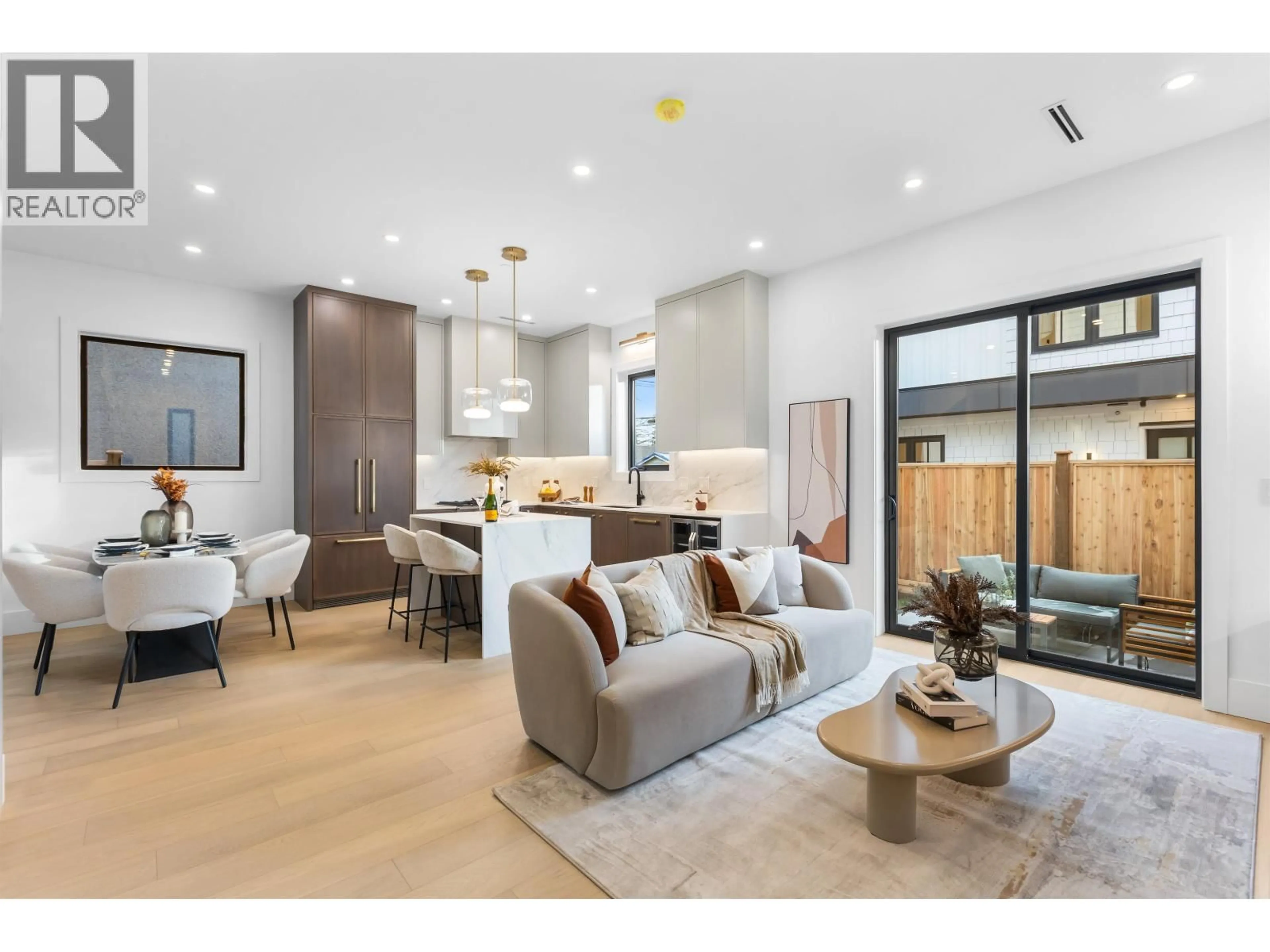 Living room with furniture, unknown for 2 - 546 46TH AVENUE, Vancouver British Columbia V5W2A3