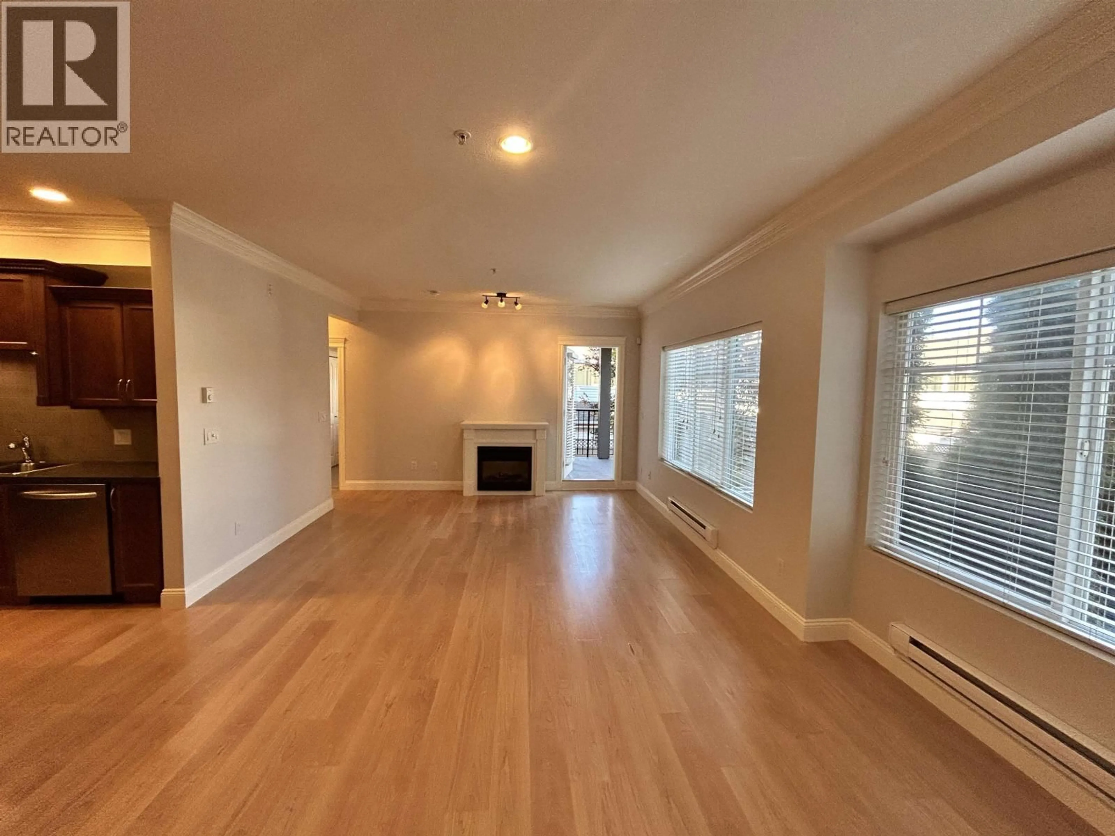 A pic of a room for 215 - 22150 DEWDNEY TRUNK ROAD, Maple Ridge British Columbia V2X3H6