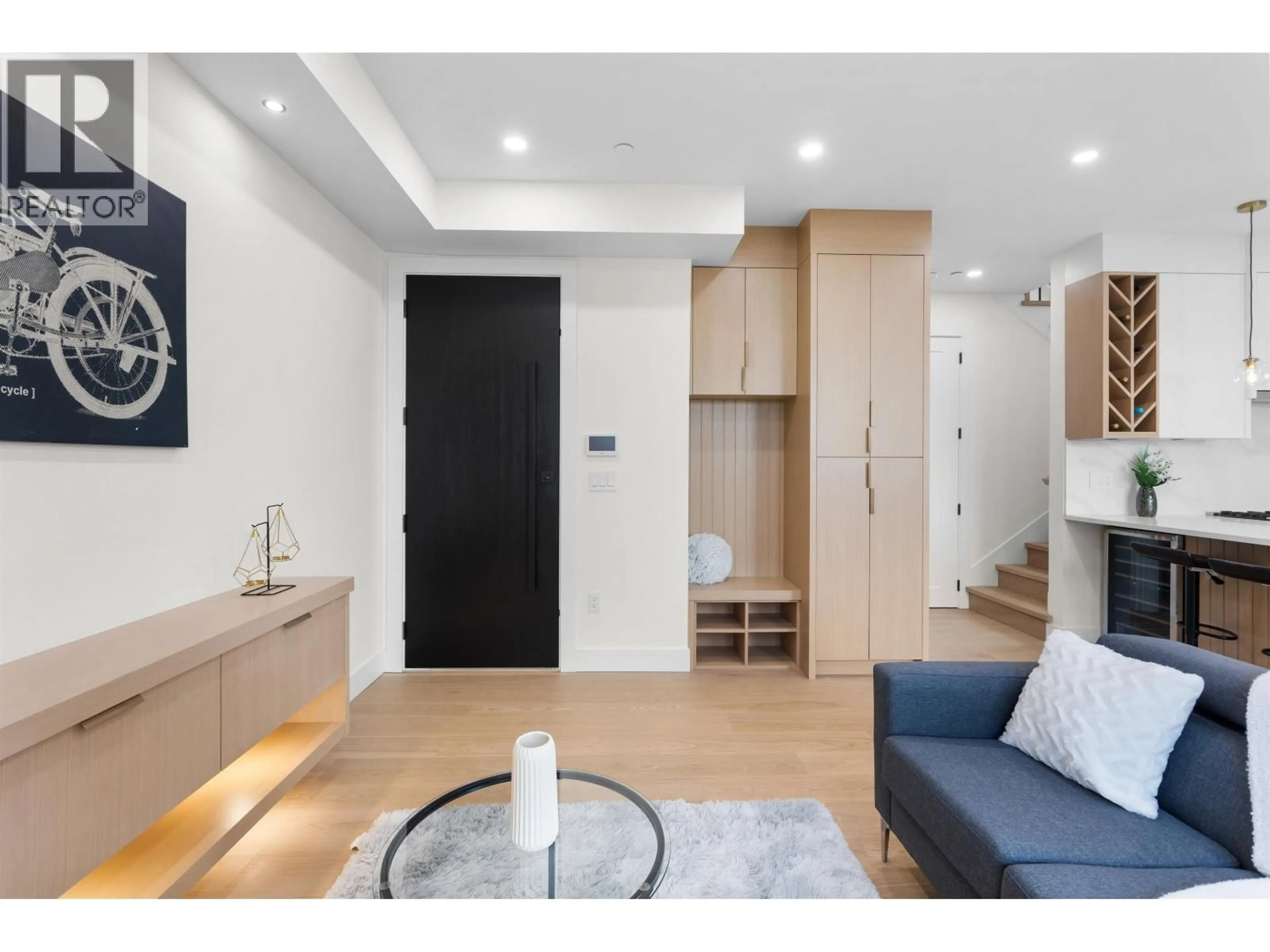 Unknown for 2 - 3429 NAPIER STREET, Vancouver British Columbia V5K2X5