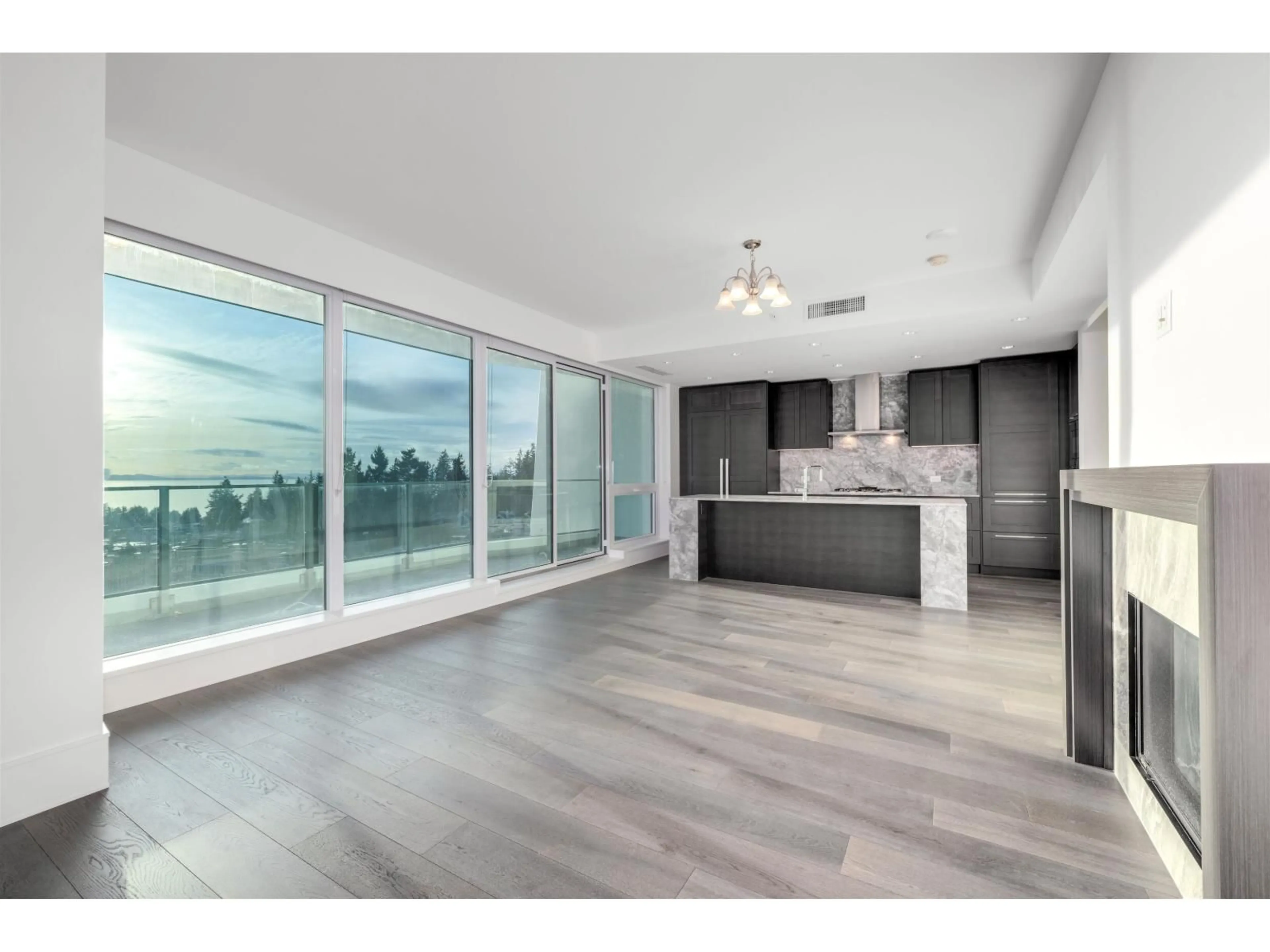 Open concept kitchen, unknown for 604 - 1501 FOSTER STREET, White Rock British Columbia V4B0C3