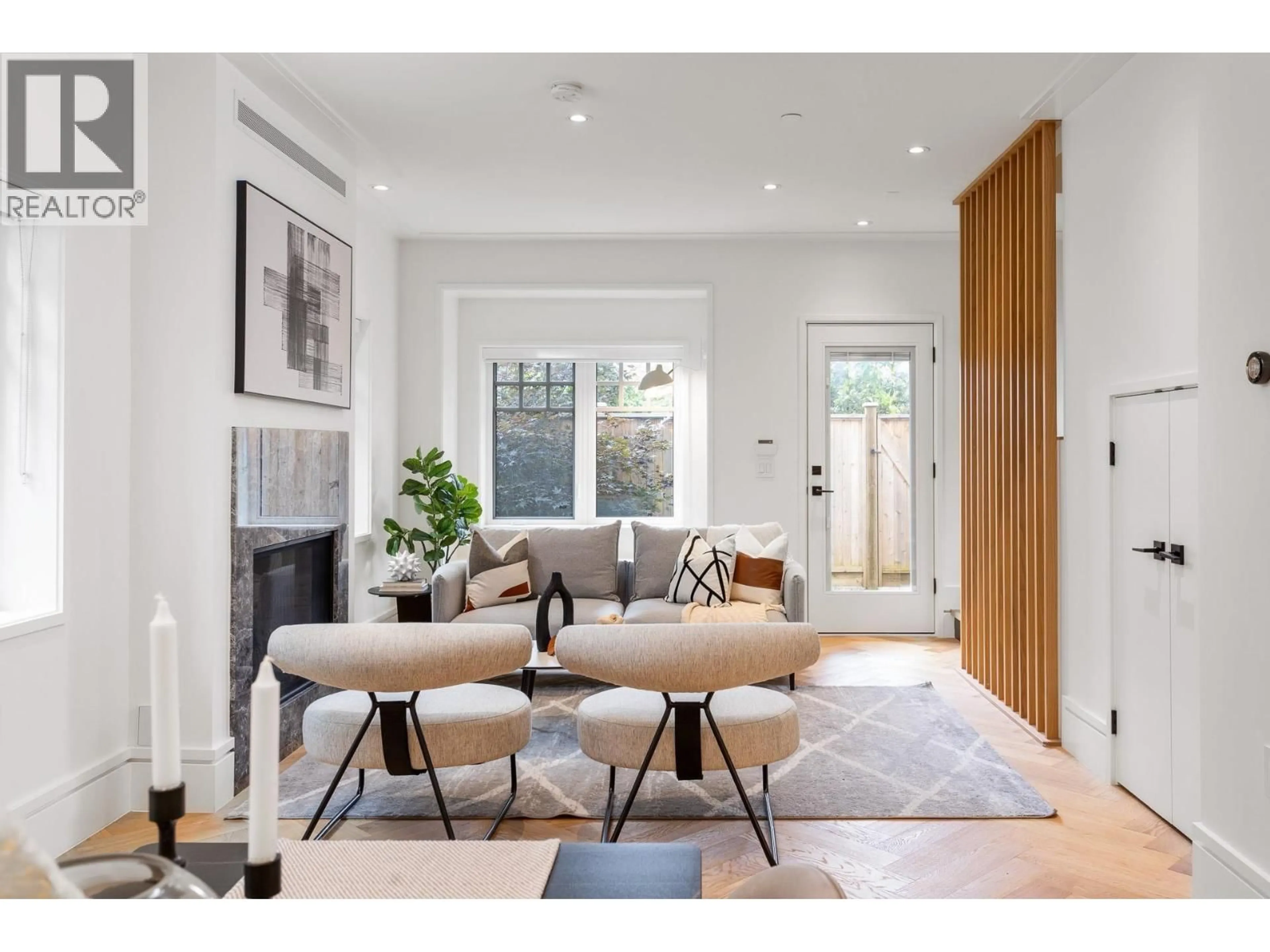 Living room with furniture, unknown for 7067 CYPRESS STREET, Vancouver British Columbia V6P5M2